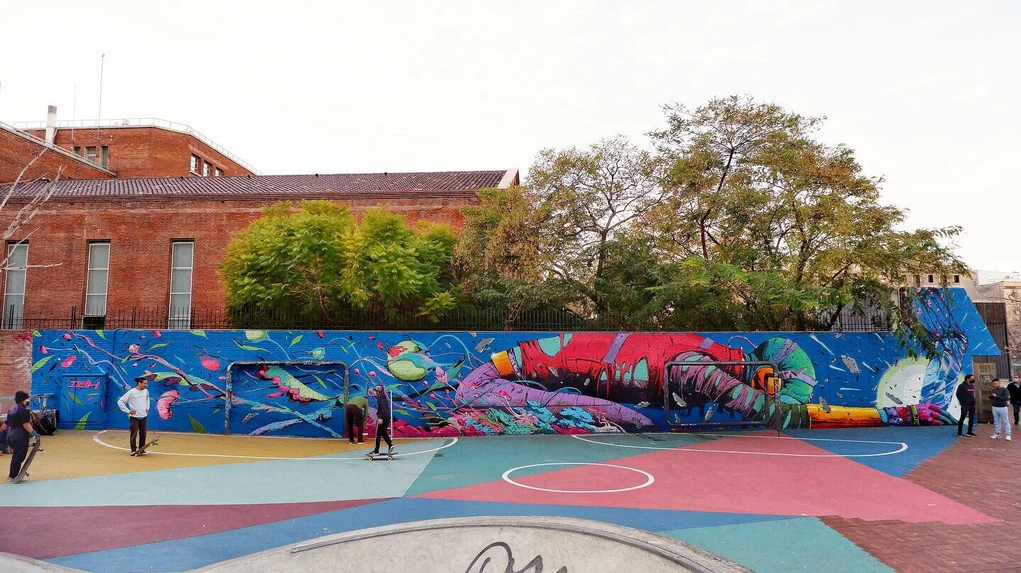 MURALISMO Y ECOLOGÍA EN EL RAVAL CON DEIH