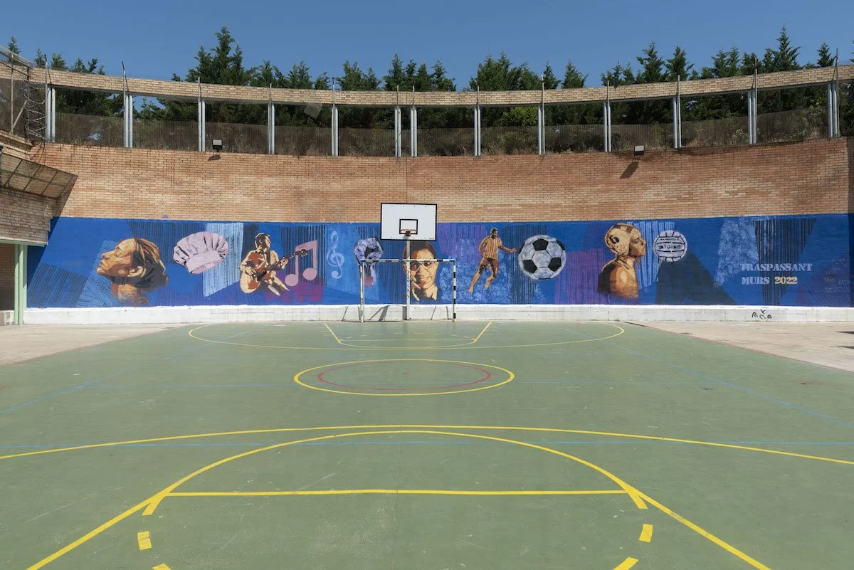 TRASPASSANT MURS, ART URBÁ COMUNITÀRIA AL CENTRE EDUCATIU DE JUSTÍCIA JUVENIL MONTILIVI DE GIRONA. FUNDACIÓ SETBA