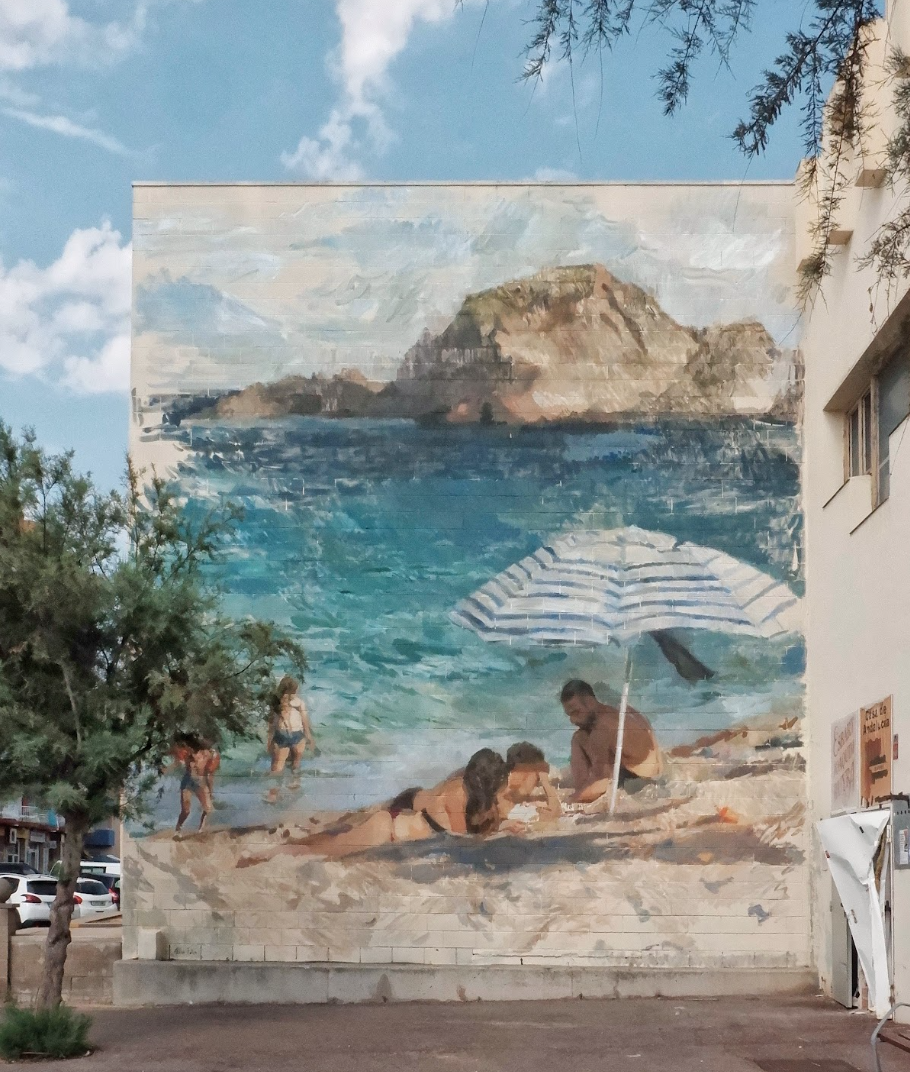 COMMUN: Mural a Blanes d'Alba Fabre