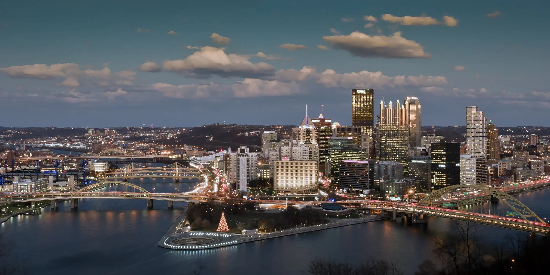pittsburgh-3799073_1920.jpg