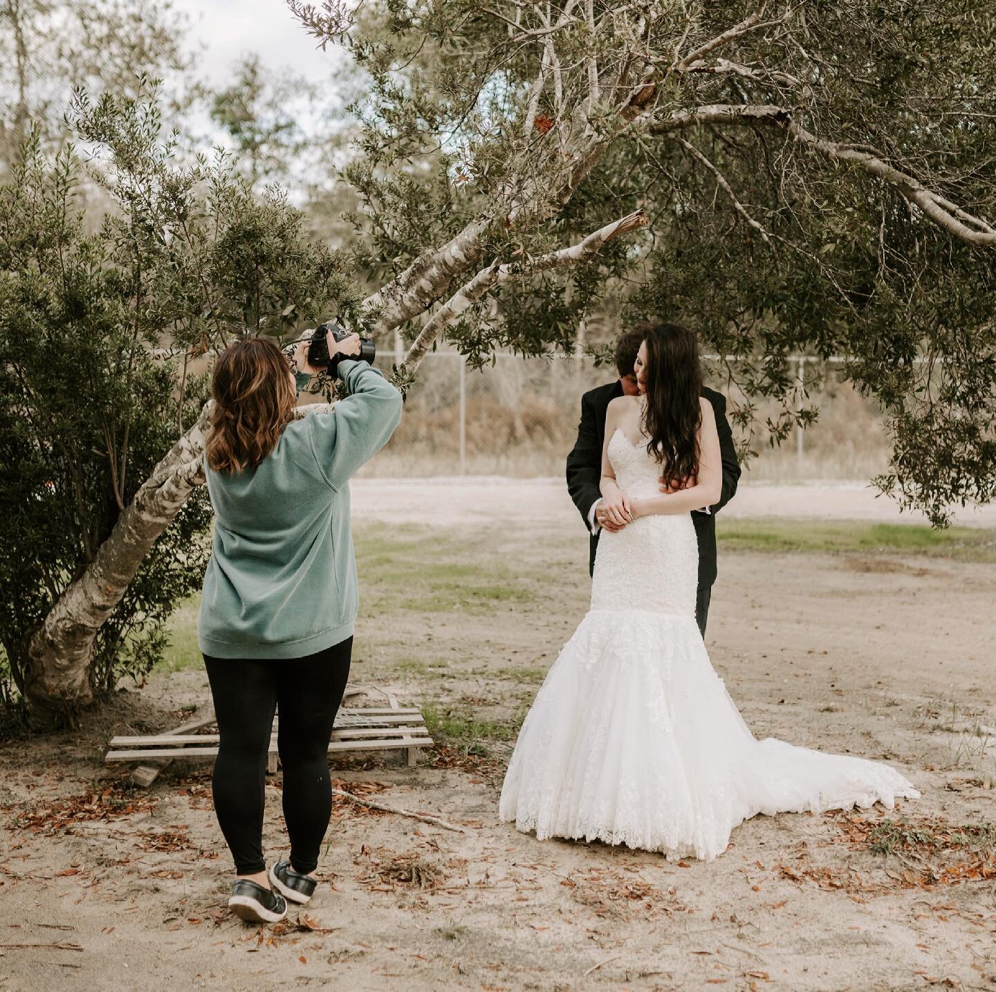 Happy Friday! I&rsquo;m currently on the road with my girl @courtniewelchphoto getting ready to photograph a wedding down near Gulf Shores! Gimme that beach and 70 degree sunshine 🙌🏻.

To think that it all started with this sweet wedding in 2019! E