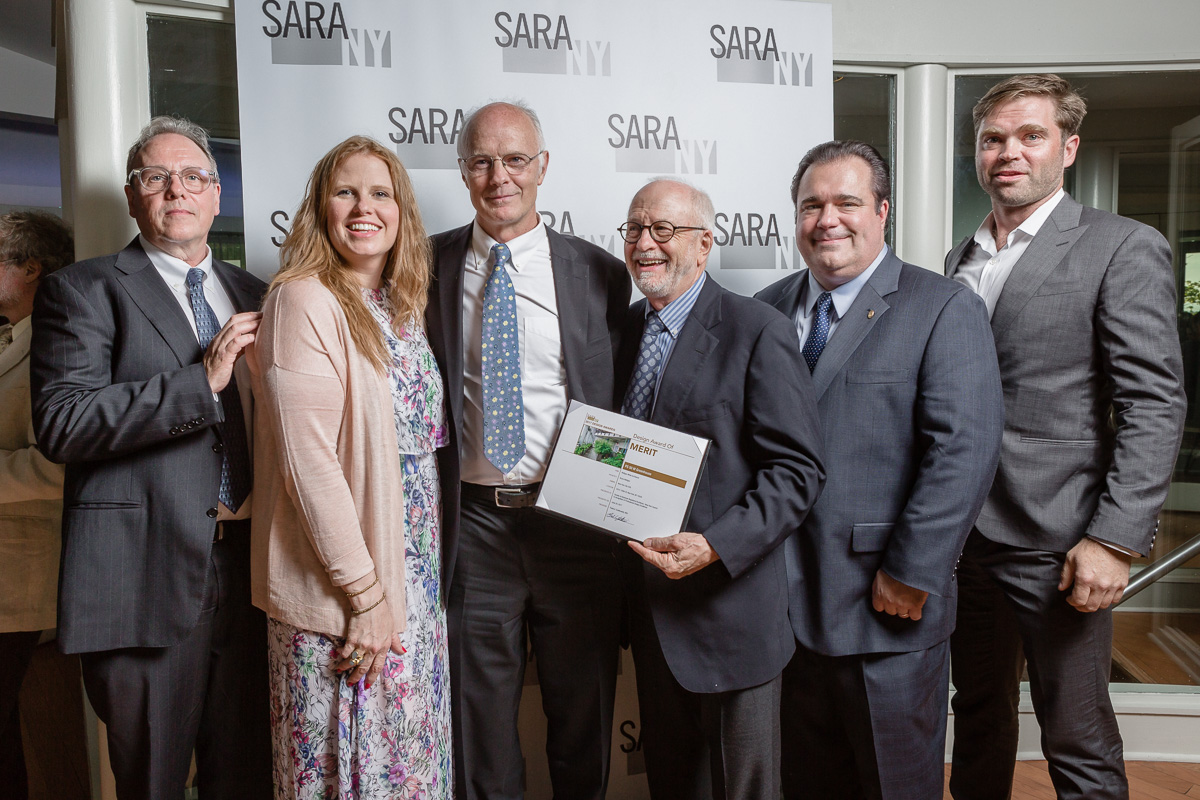 SARANY_Design_Awards_170620_9474.jpg