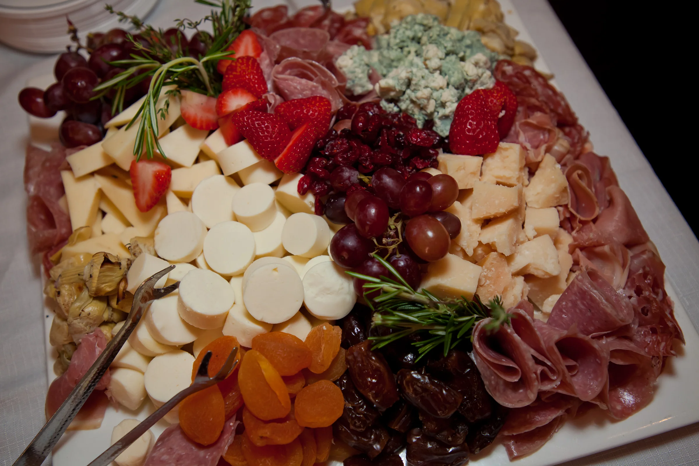 SARANY-048-2019 Holiday.jpg