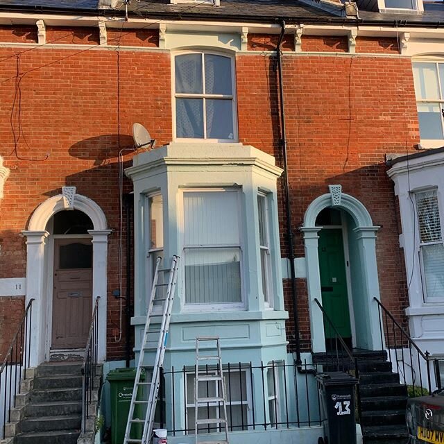 Painted the front of one of our #HMO properties finally got rid of that hideous turquoise blue we got a job lot of about 12 years ago 😂😂