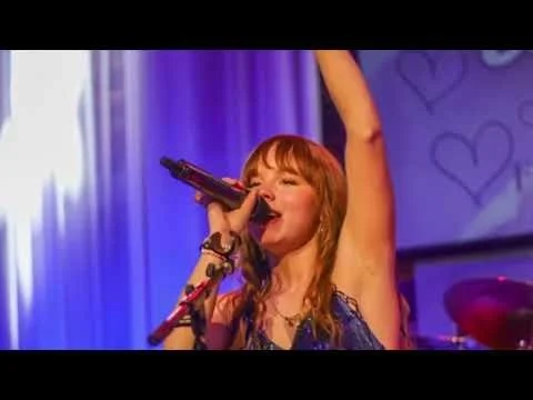 Style Cover by 1989: The Songs of Taylor Swift