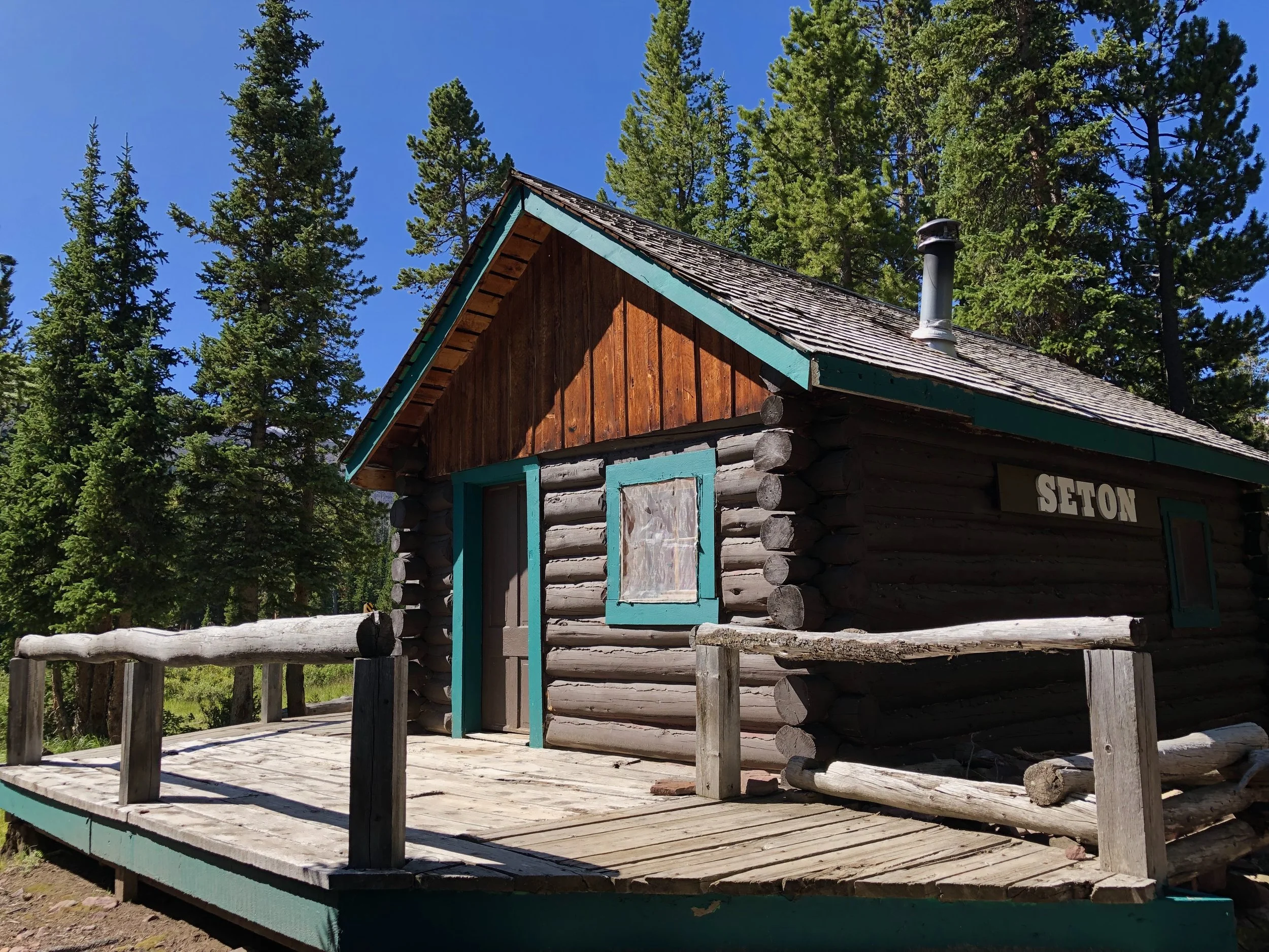Guest Cabins — Spirit Lake Lodge
