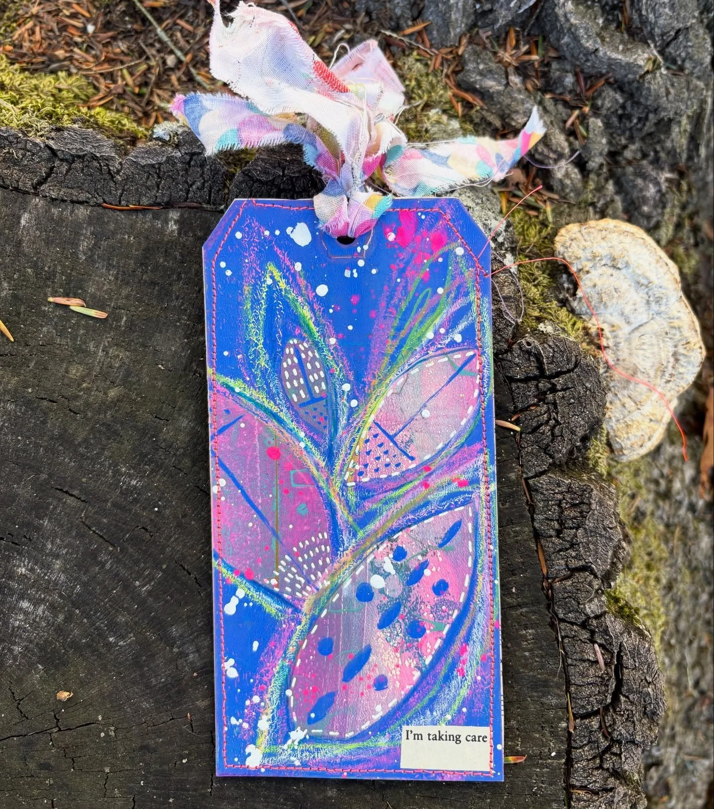 I&rsquo;m taking care. Are you? &bull; Slow down. Don&rsquo;t let the hustle and bustle dictate your days. Keep on truckin&rsquo; friends - but at your own pace. 🛼🍂
.
.
.
#soulpositive #soulpositiveconnection #kristinazzaroart #kristinazzaro #posit