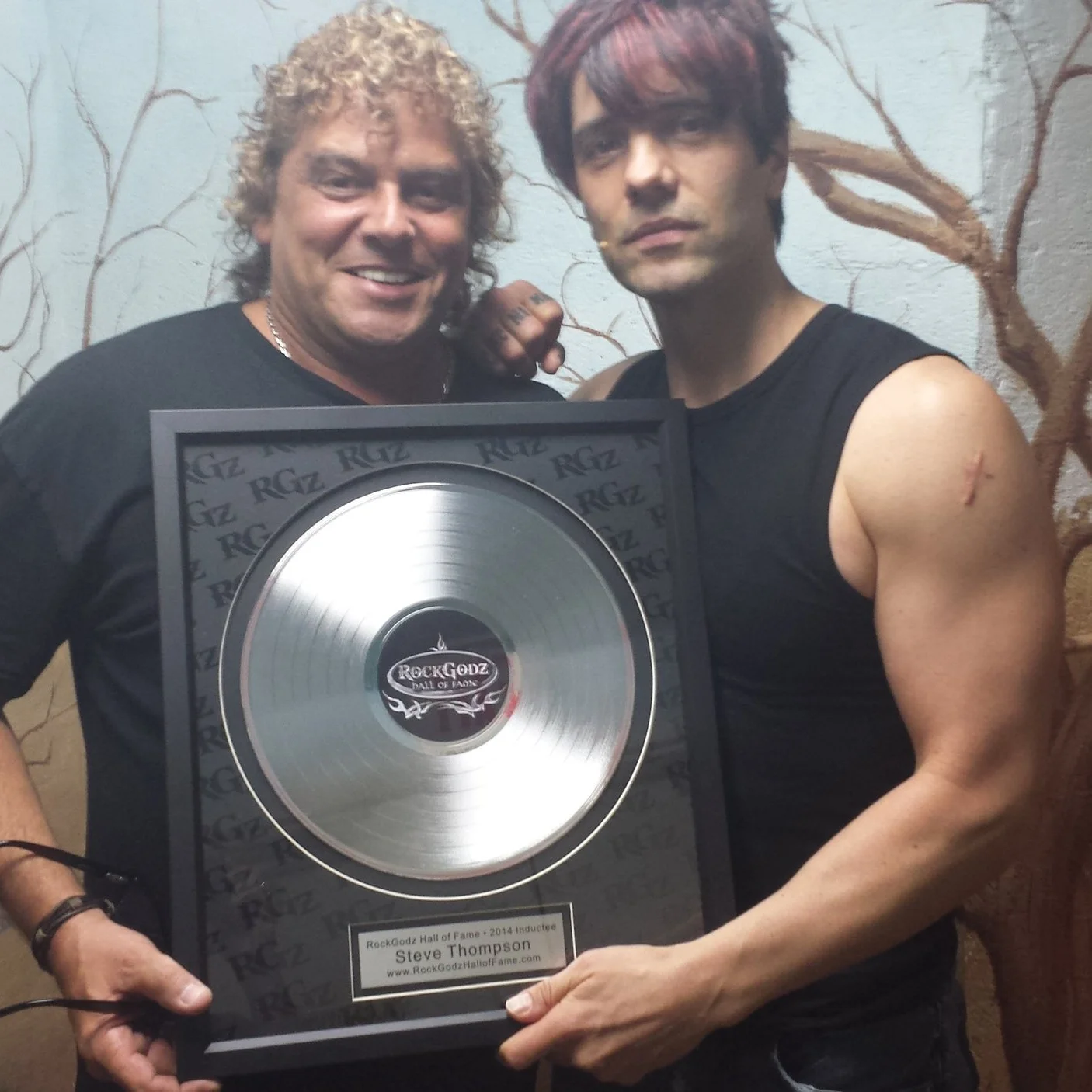 Criss Angel giving me the award for Rock Godz Hall of Fame in Las Vegas, NV.