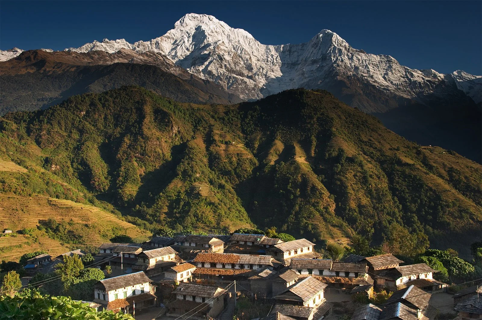Annapurna-massif-village-Nepal.jpeg