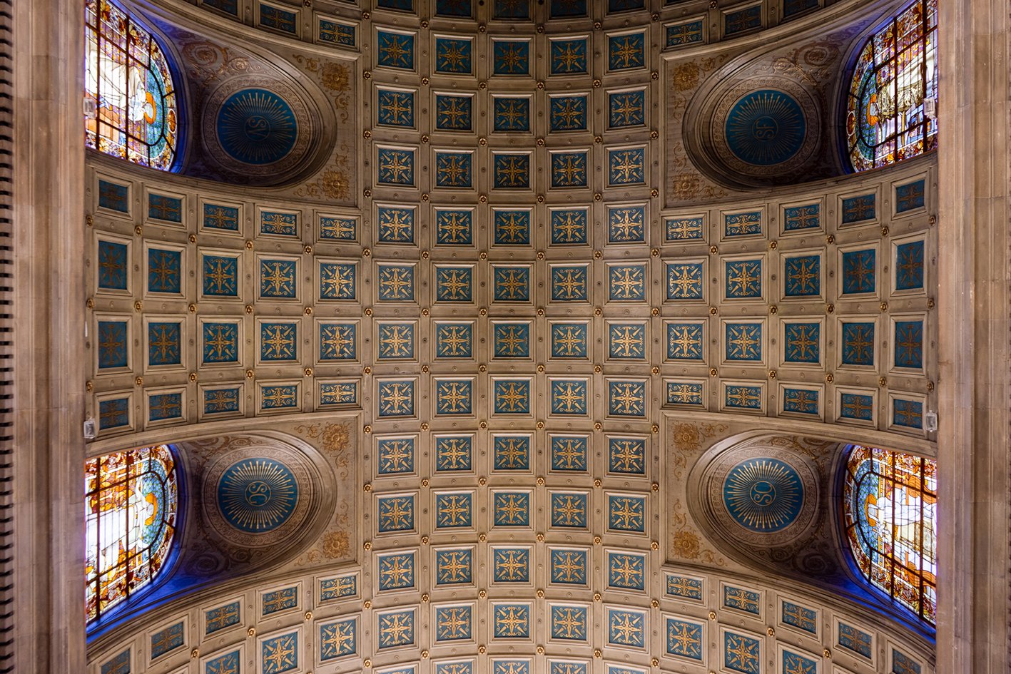Caissons de la voûte SPDR.jpg