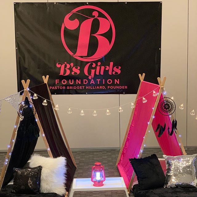 @bgirlfoundation I hope you enjoyed your night!!!! Thanks for entrusting @lmeventsandconsulting with your event while here in Atlanta. 
Special shoutout to @l_daniels1 for always assisting me, @sleepoversandco.atl for taking my vision and going over 