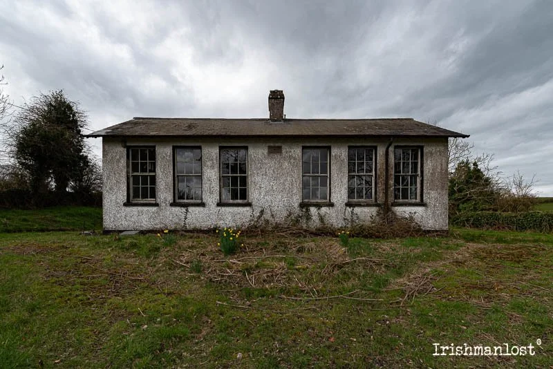 Exterior of Anny National School rural Ireland