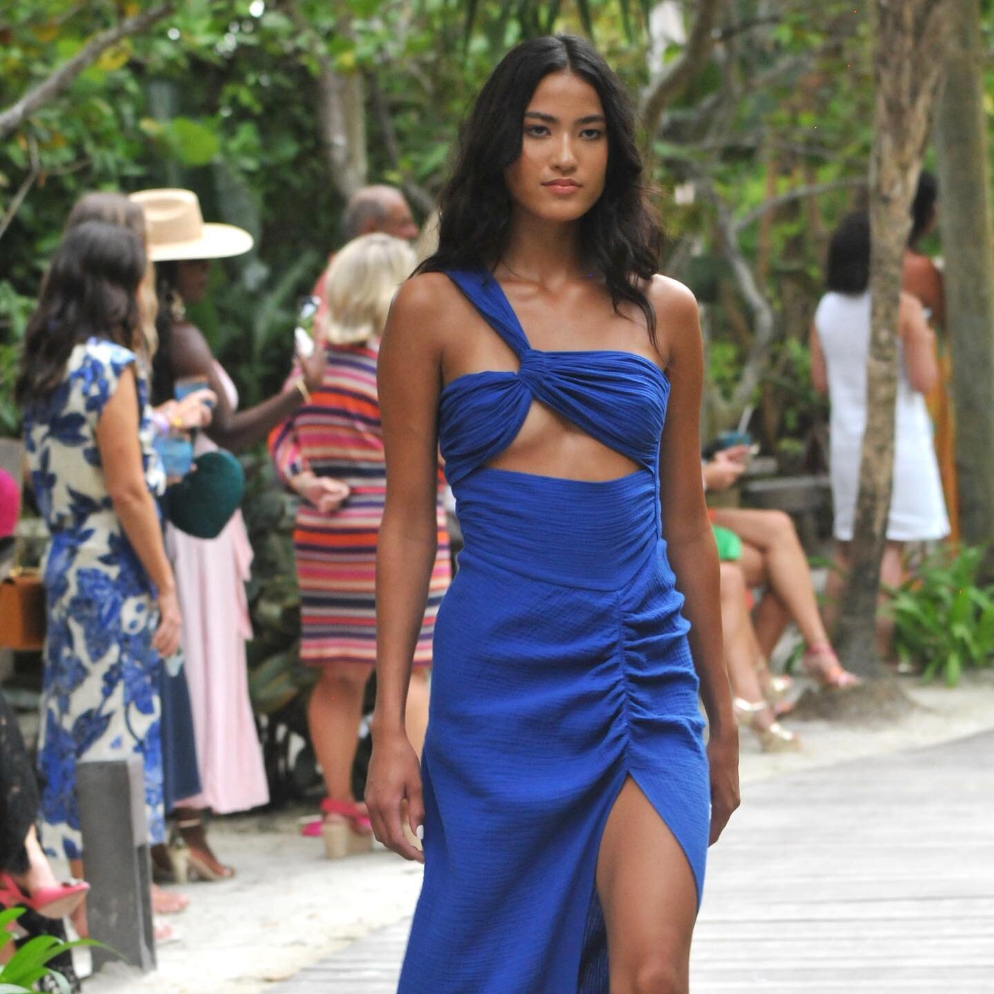 Effortless elegance at @justbeequeen fashion show at the @1hotel.southbeach Cocktail hour by @tresgentequila #paraisoMB #swimweek #miamiswimweek #summer #lifestyle