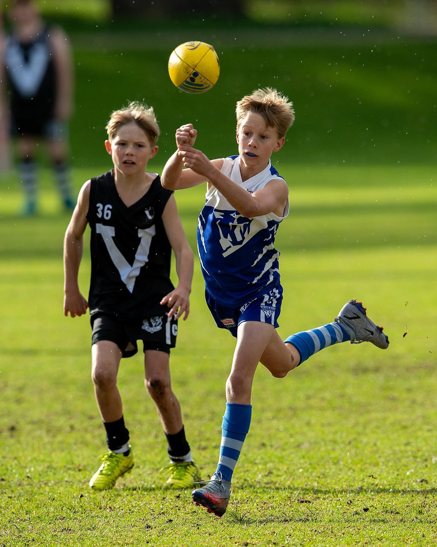 Slicker than an old drum&hellip; solid hands Haz!

Photo: @maxted

#wjfc_wildcats #wajuniorfooty #wafooty