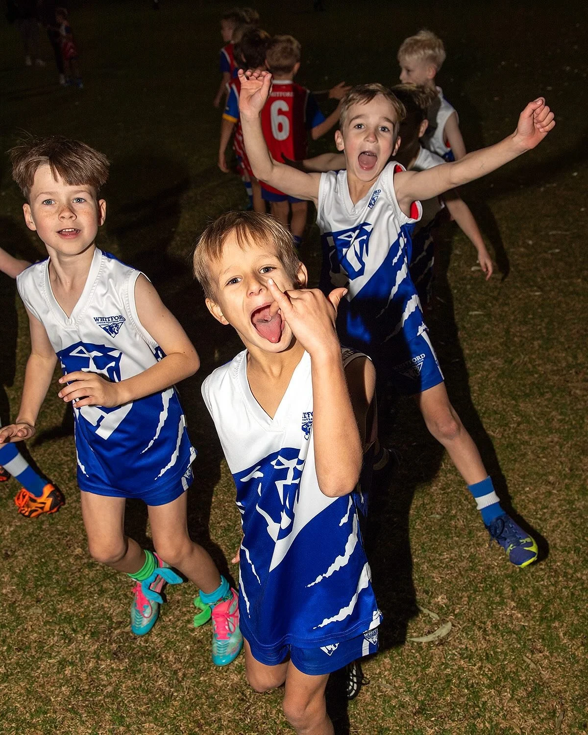 Our Year 2&rsquo;s were absolutely stoked to experience their first games under lights last night at MacDonald Park!
Huge thank you to our committee, volunteers, parent helpers and everyone else who pitched in to make it such a great evening.

Photos