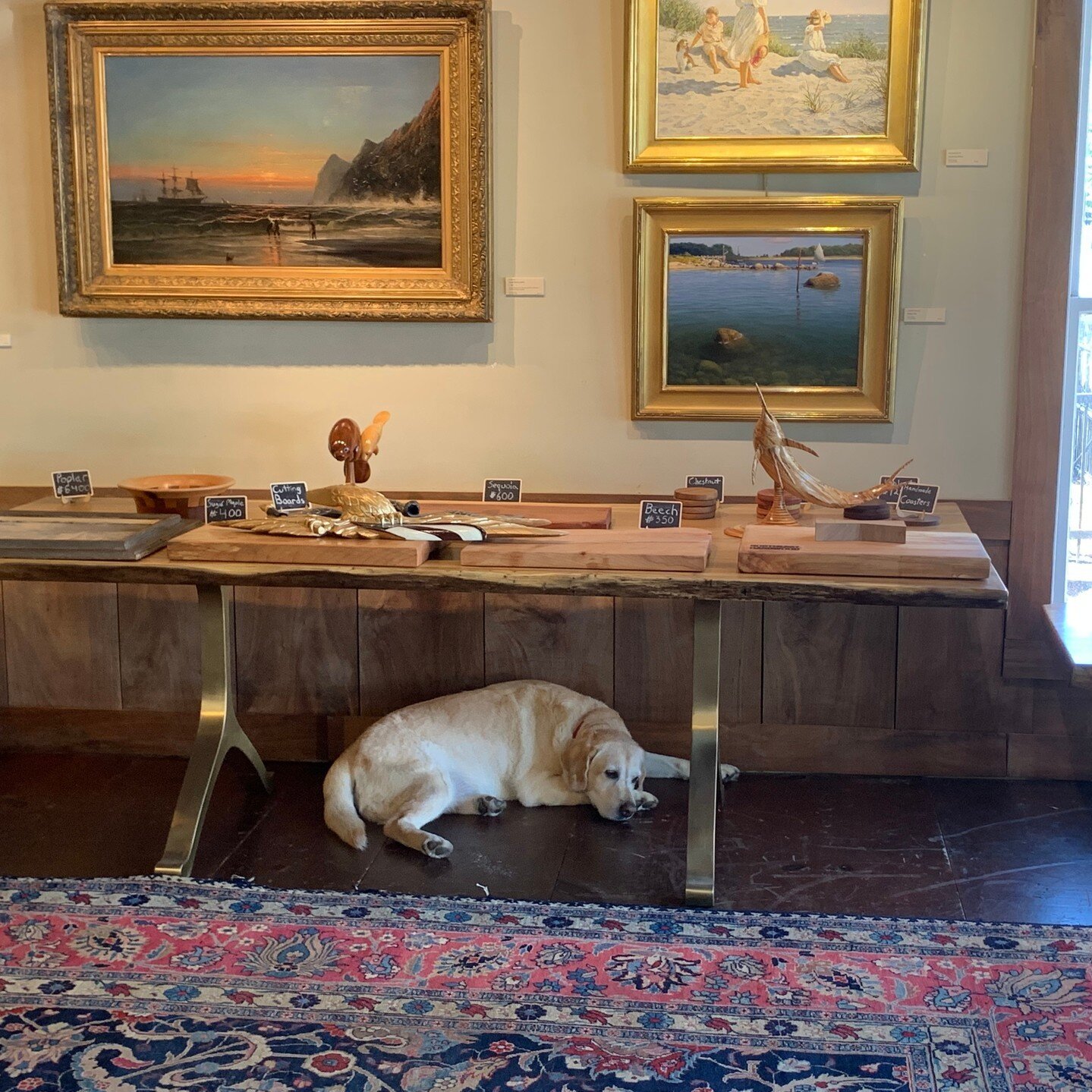 Let sleeping dogs lie 😴⁠
⁠
#hardwood #hardwoodtables #interiordesign #hardwoodfurniture #customfurniture #dogsofinstagram #labsofinstagram #yellowlab