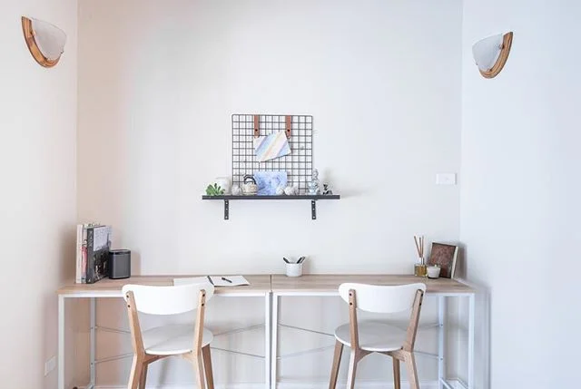 How creative creative is this use of space for a study nook. 👌. #interiordesign #interiorpjotography #northshore #northensuburbs #sydney #homedecor #homestyling #airbnb #interiorphotography #instagood #instacool #instafollow #amazing #architecture #