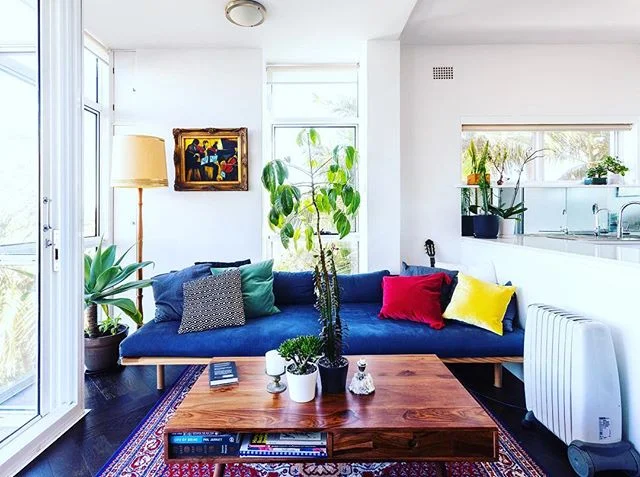 Comfortable and bright a perfect combination for your Airbnb space.  #hosting #airbnb #shorttermrentals #sydneyhomes #sydneypropertymarket #sydneyrealestate #homely #indoorplants #amazing #realestate #real #homedecor #interiordecorating #canon