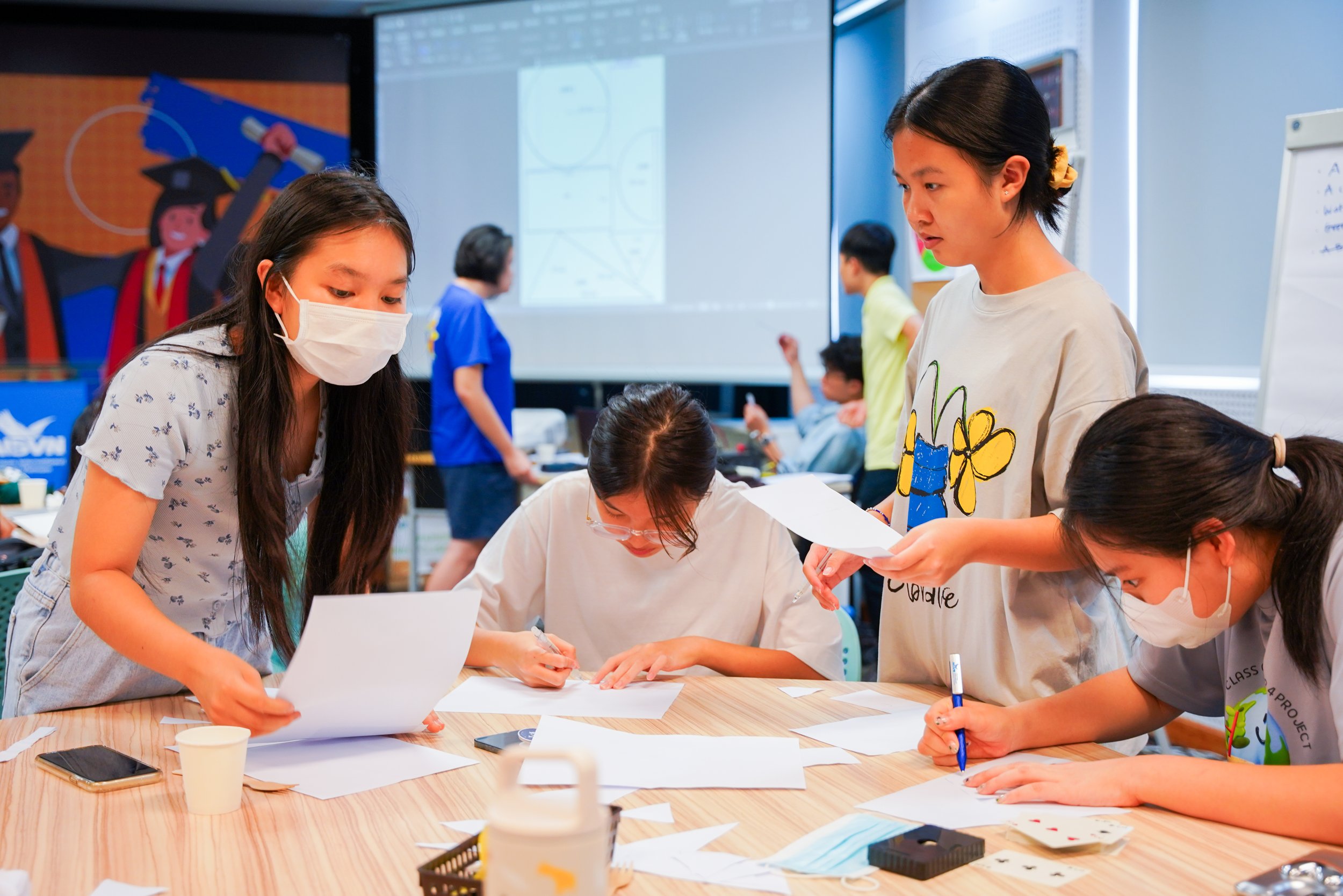 20230619_23_Harvard_Young_Innovators_and_Leaders_Camp-30.jpg