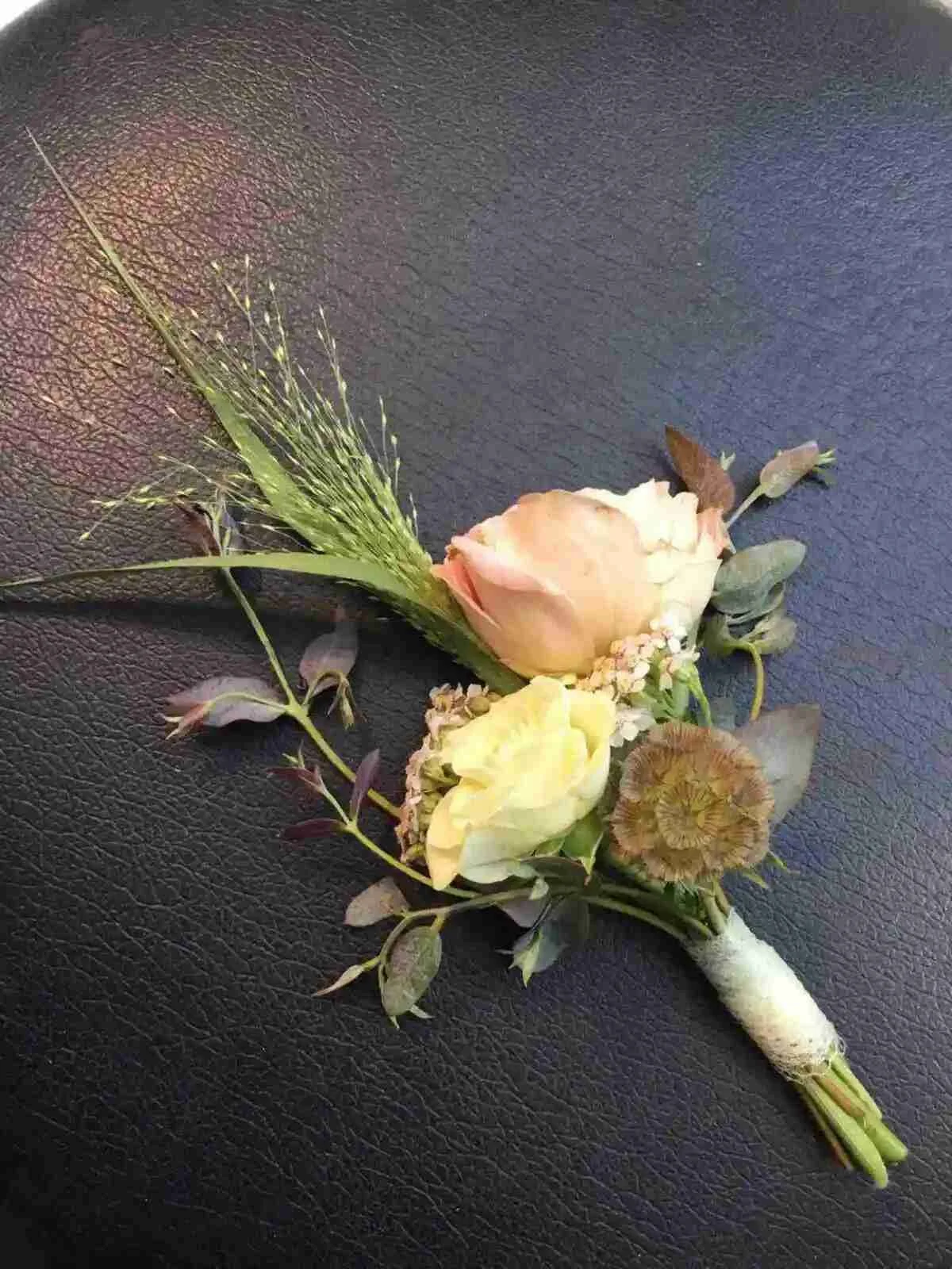 Custom Wedding Bouotonniere in San Rafael & Marin County | Marin Flowers