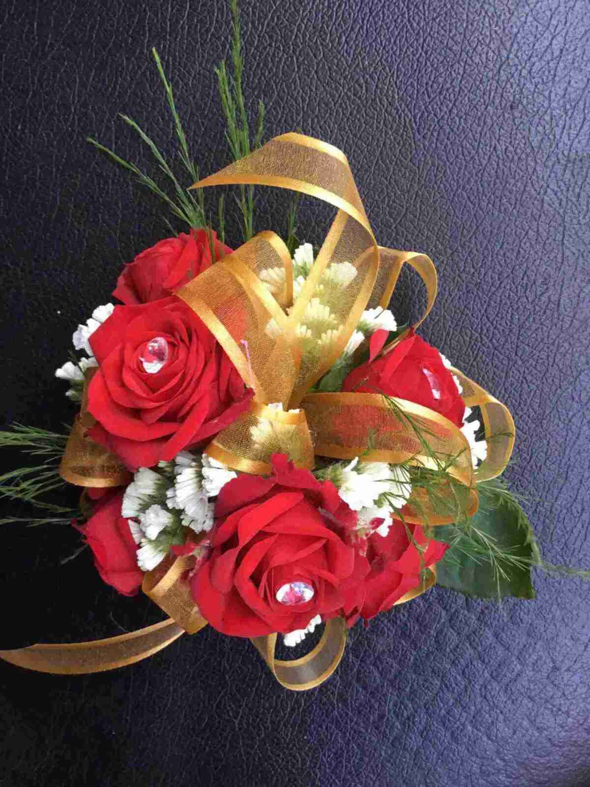 Mini Rose Wrist Corsage