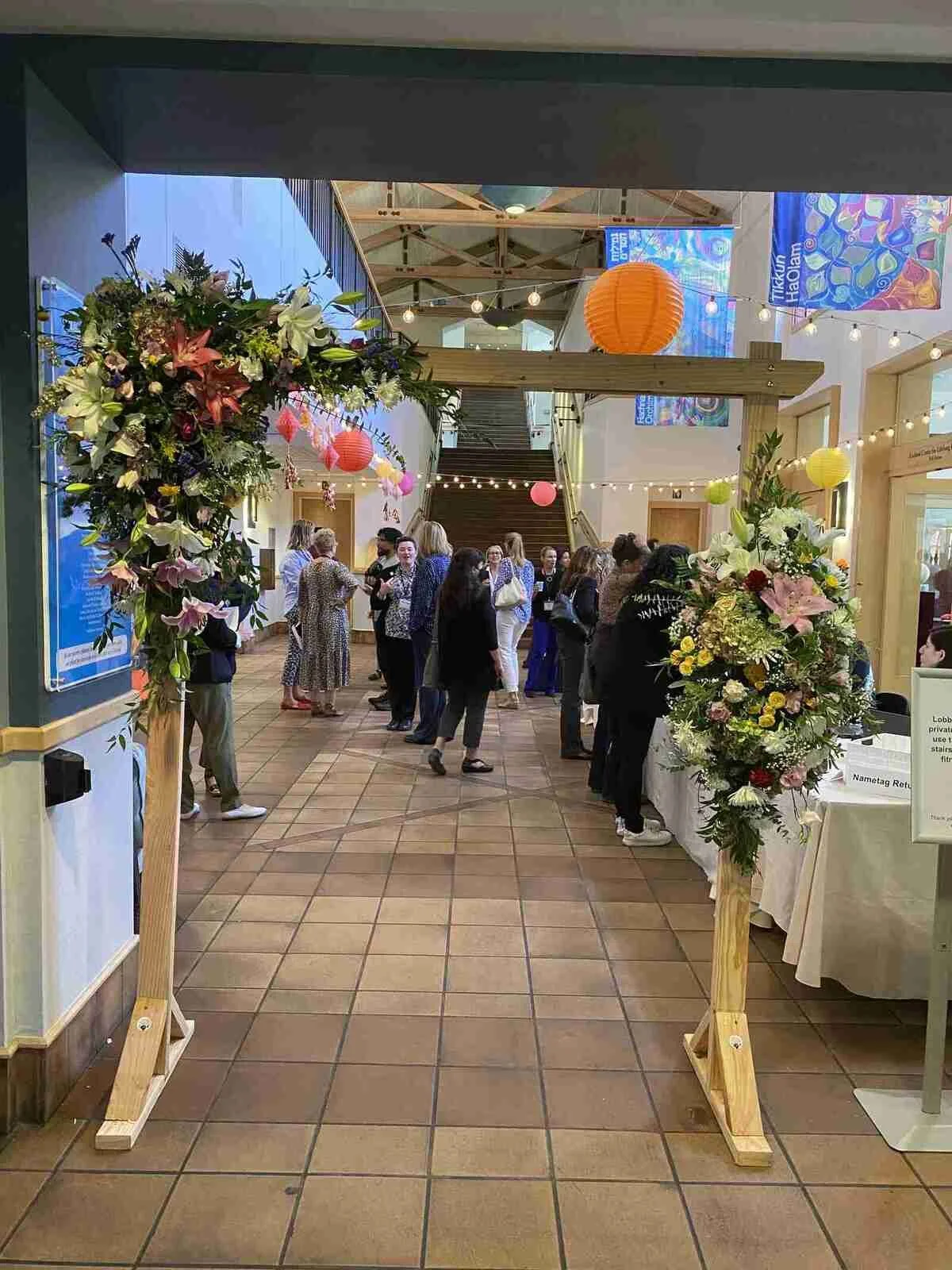 Wedding arch & Gazebo Decoration & arch flowers in San Rafael & Marin County | Marin Flowers