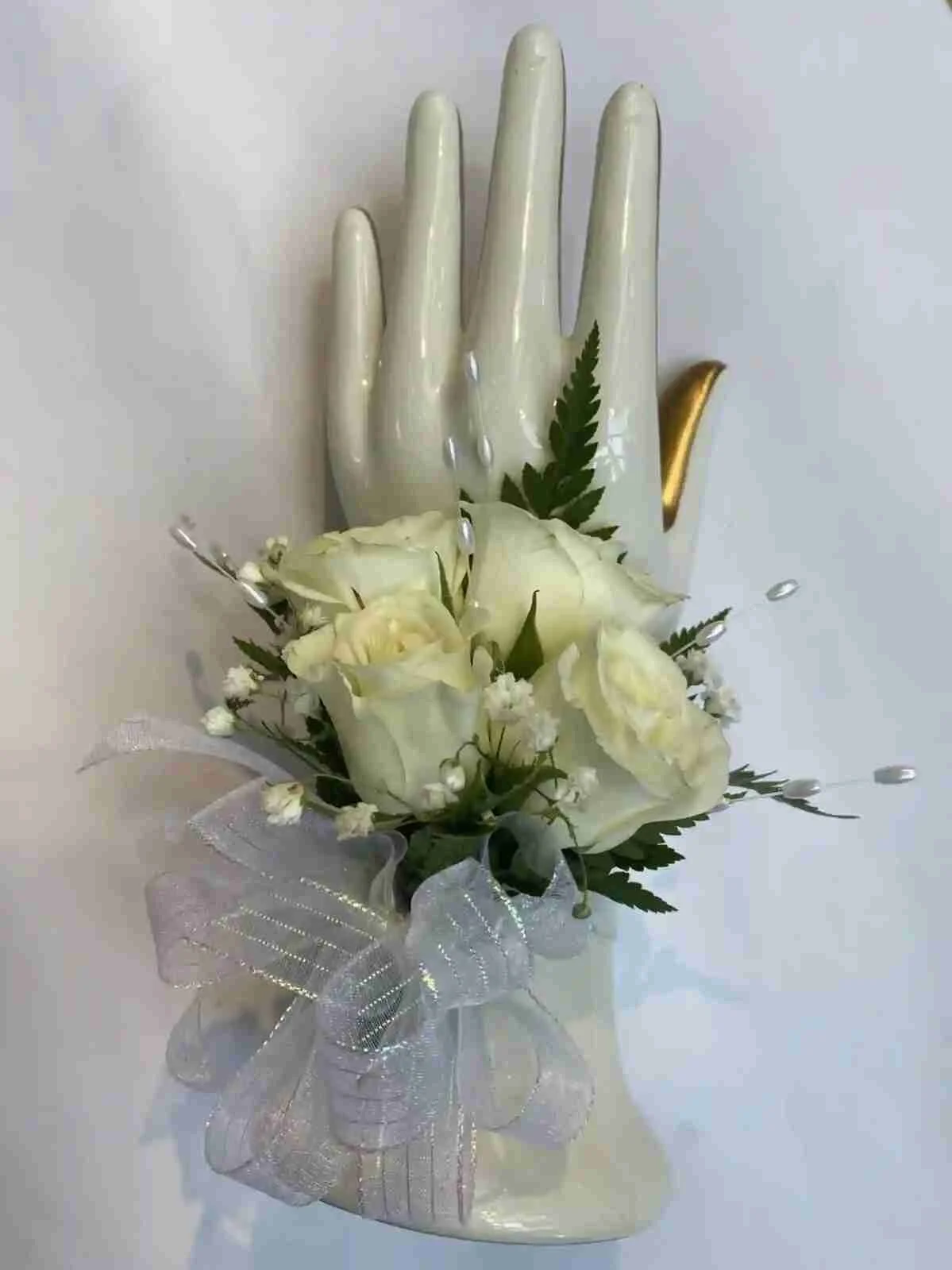 Custom Wedding Corsages in San Rafael & Marin County | Marin Flowers