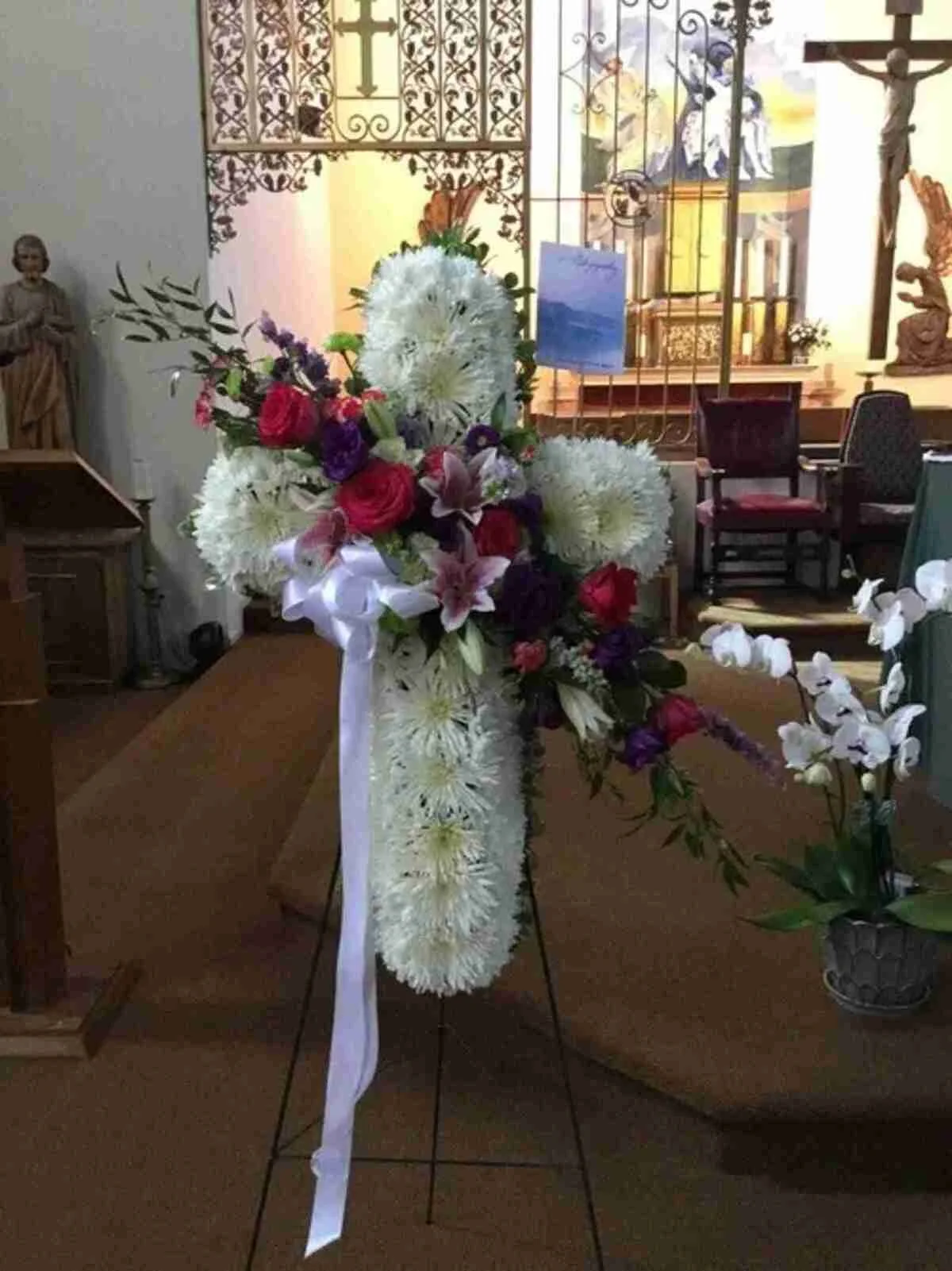 Standing Cross With Rose Break