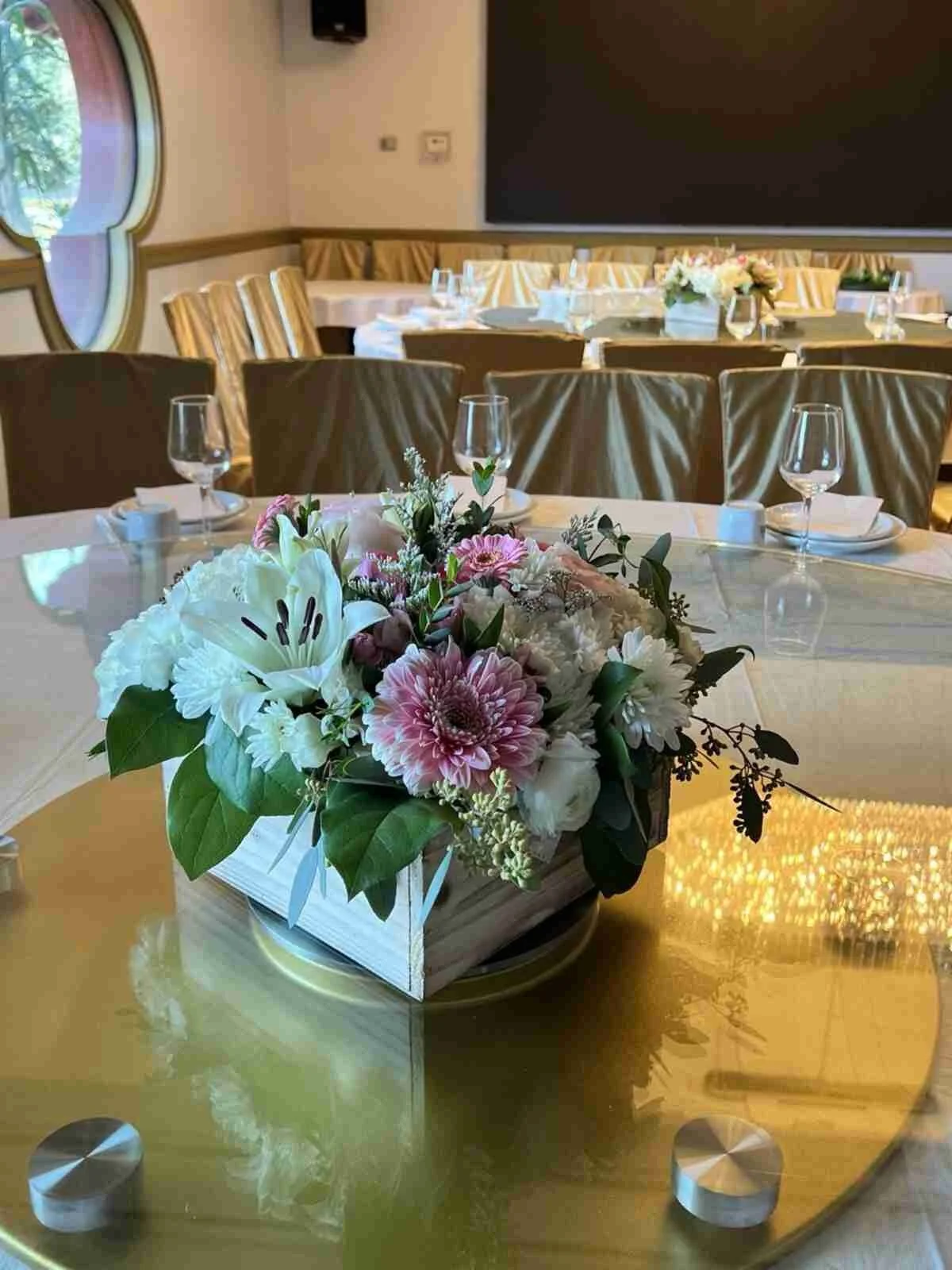 wedding centerpieces | Marin Flowers