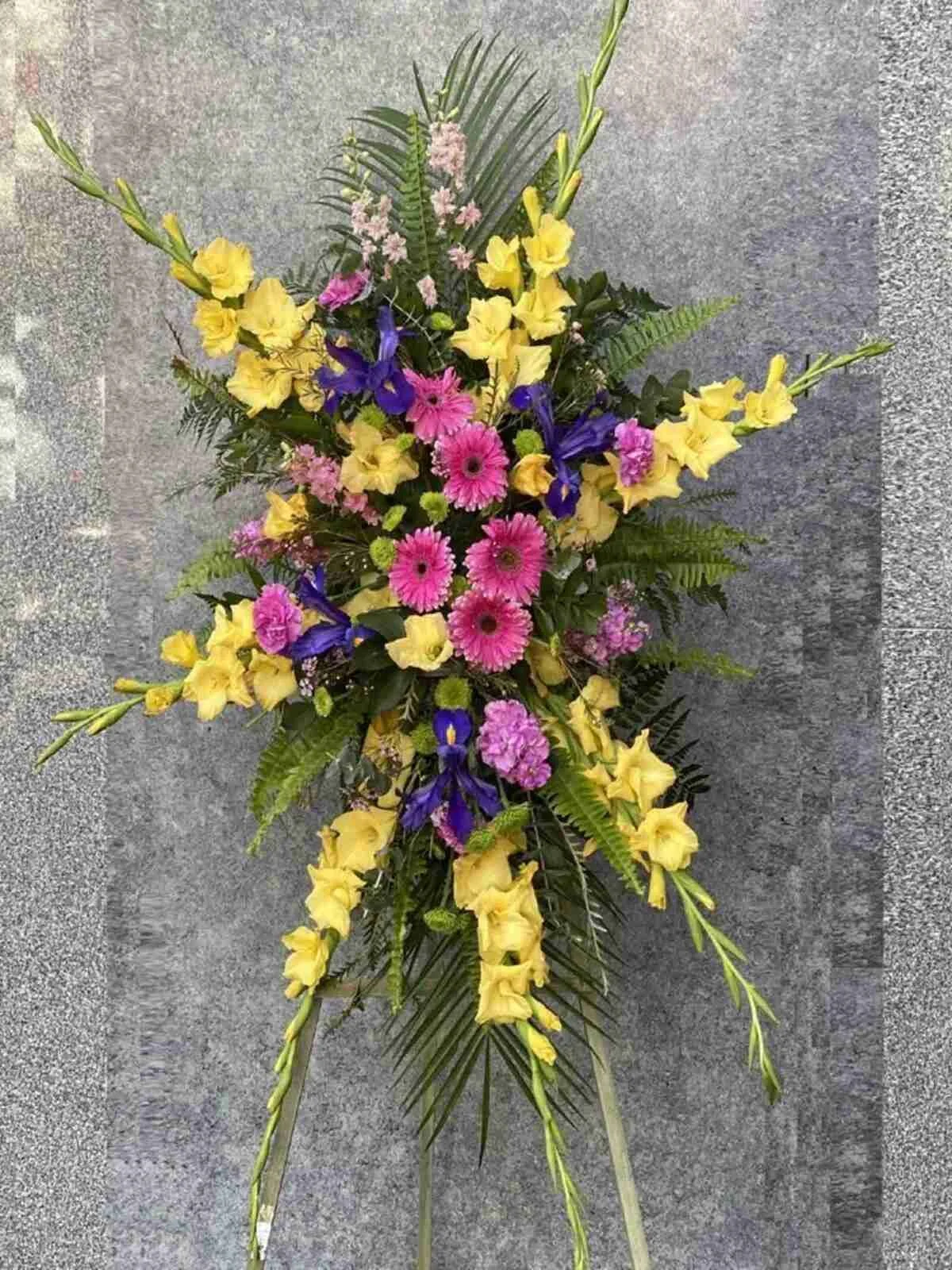 sympathy-spray-marin-flowers (11).jpg