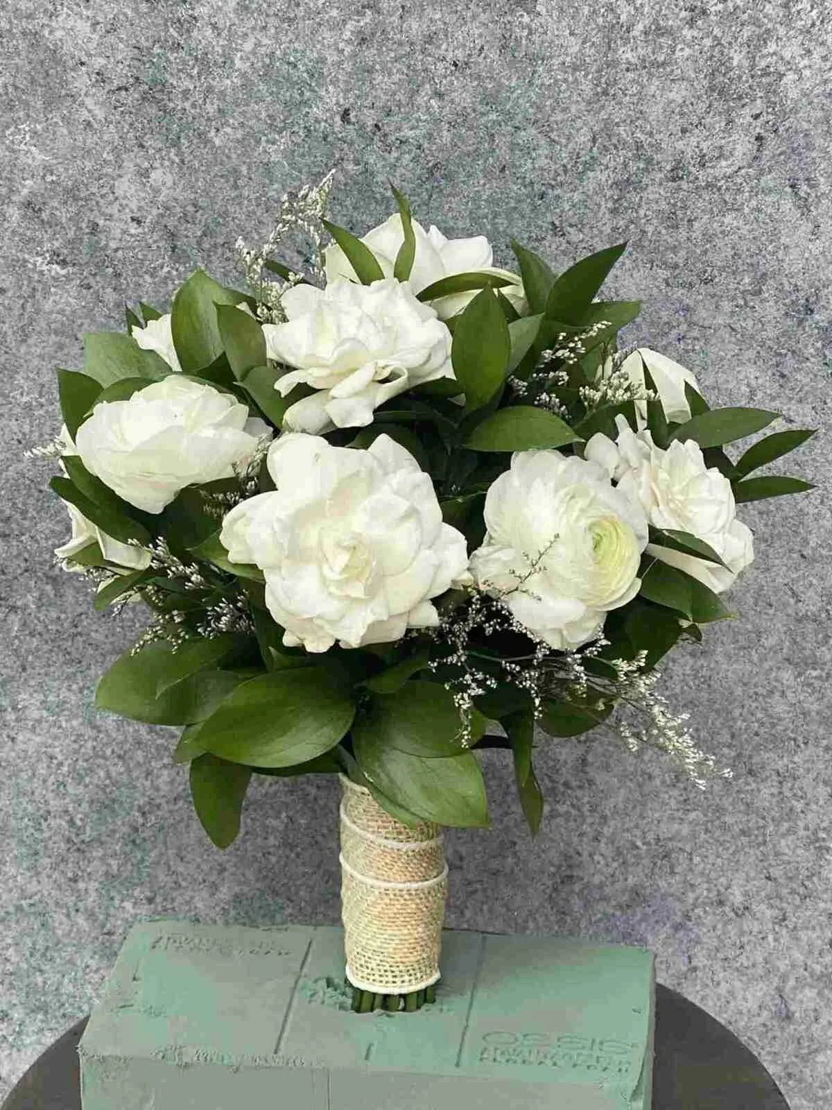 Bridals bouquet & bridesmads bouquet in San Rafael & Marin County | Marin Flowers