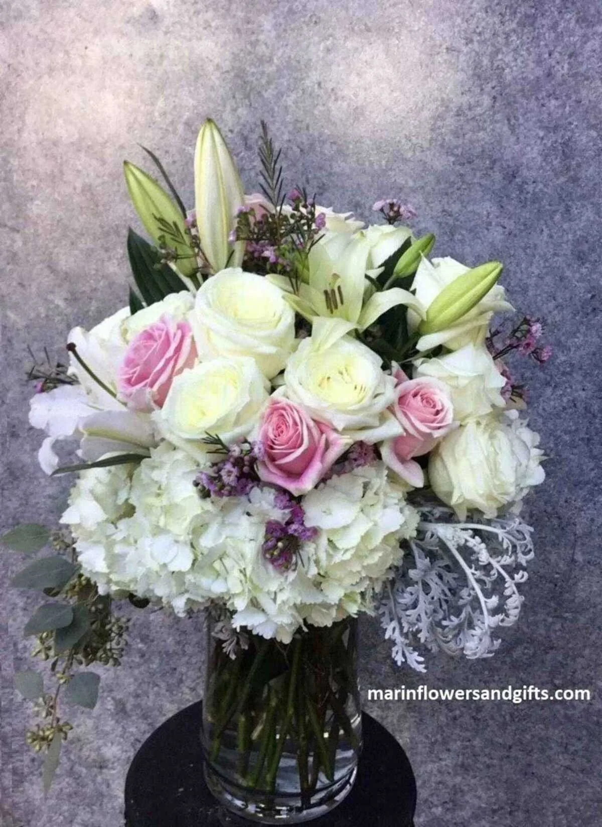 amazing-bouquet-marin-flowers_1_1_optimized_1_optimized.jpg