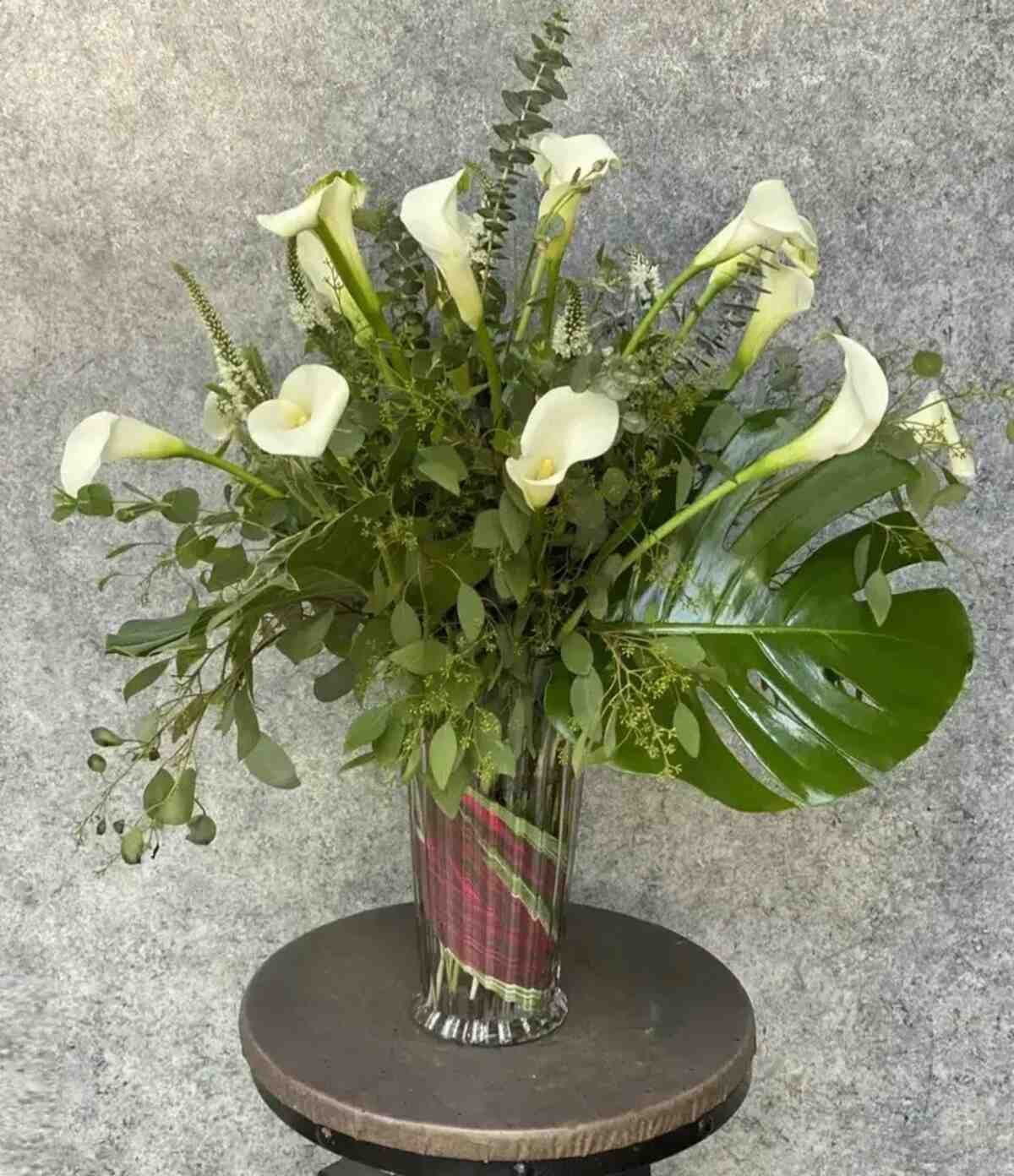 Elegance Calla Lily