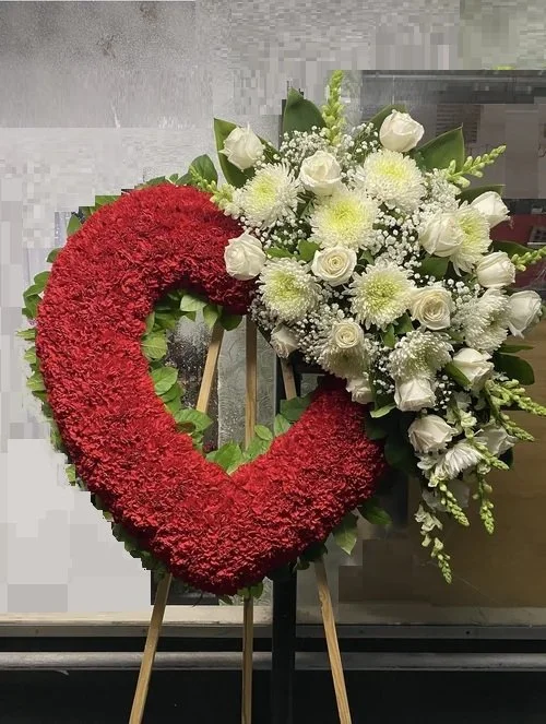 Classic Open Heart Sympathy Wreath