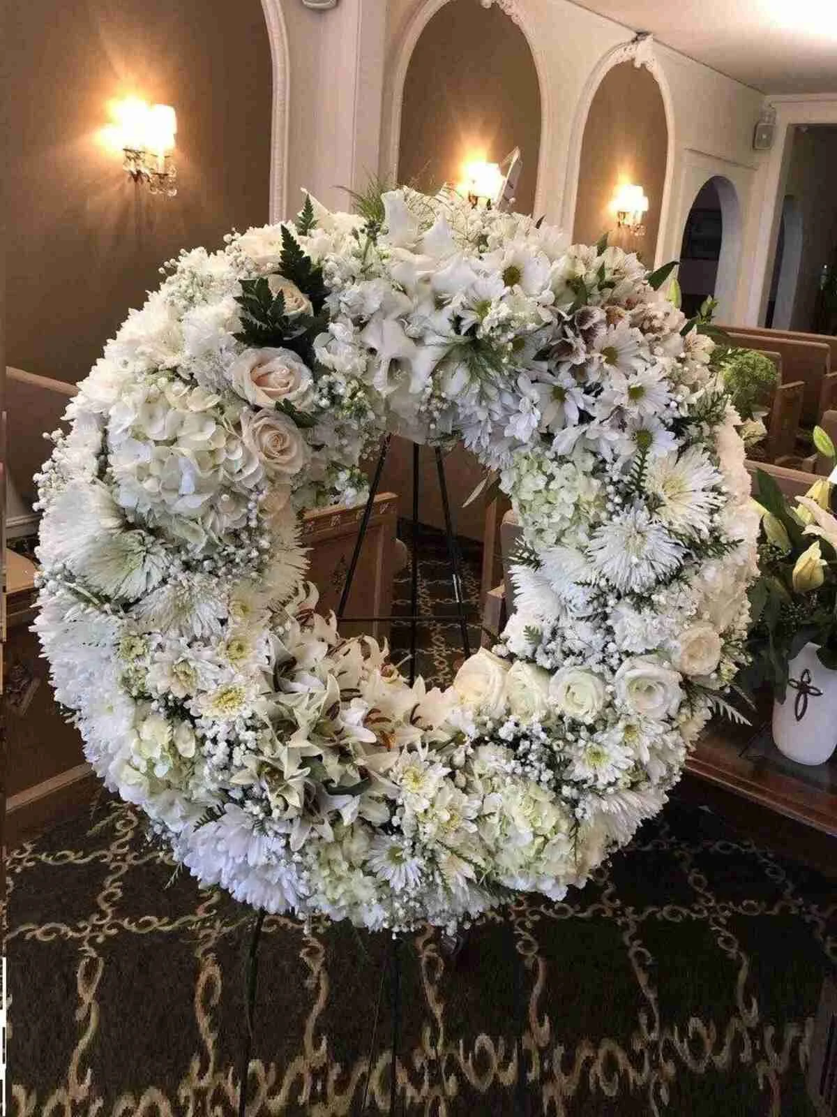 Spectacular Sympathy Wreath