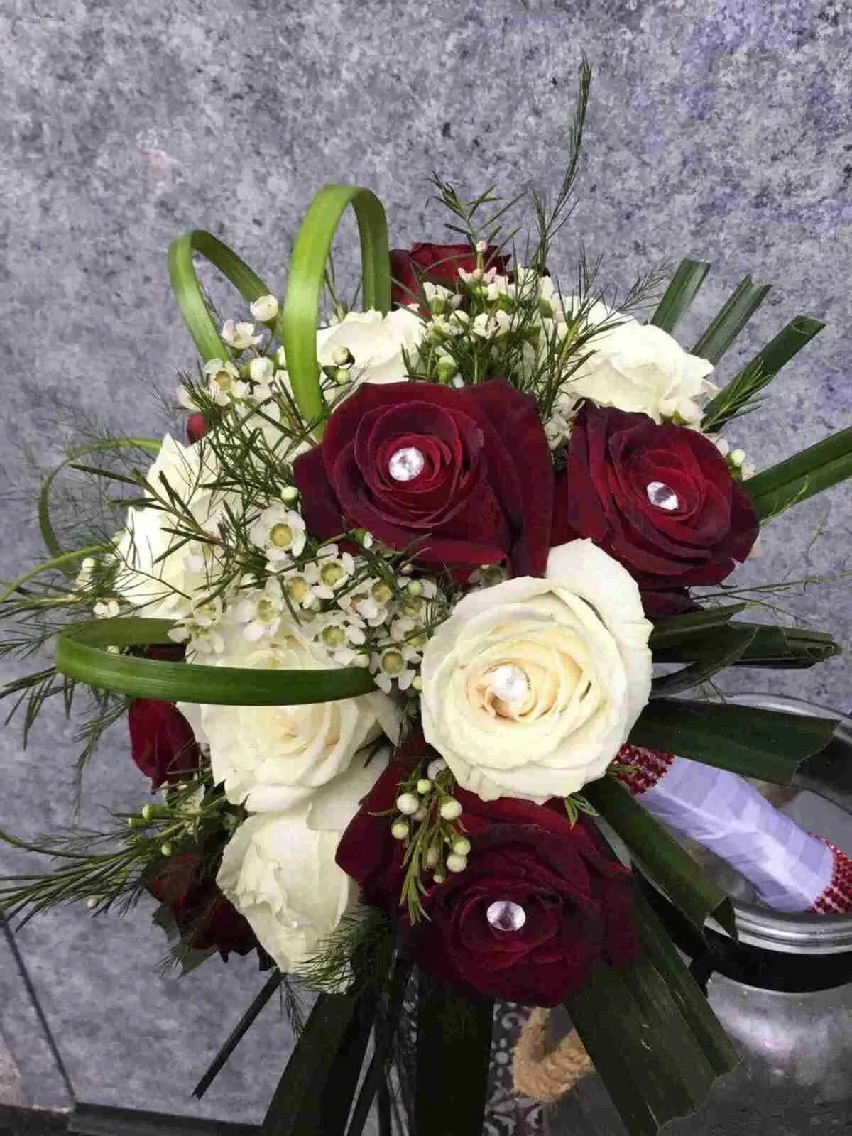 Bridals bouquet & bridesmads bouquet in San Rafael & Marin County | Marin Flowers
