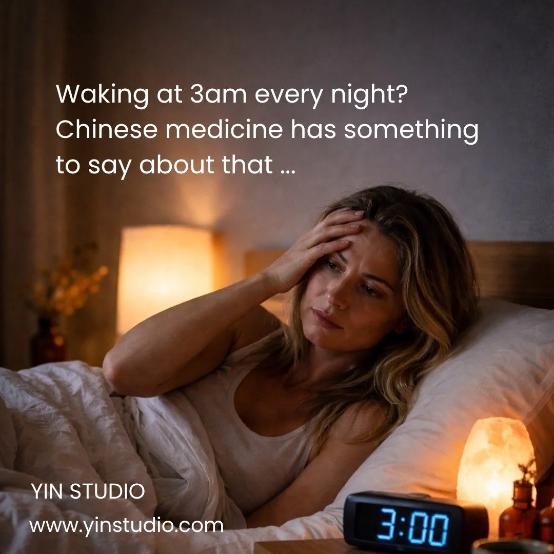 Waking in the early hours isn't random.  In Chinese medicine, 1-3am is linked to the Liver - responsible for the smooth flow of Qi and emotions.

Stress, frustration or simply doing too much can show up here. 😩😩😩

Sometimes the body is just asking
