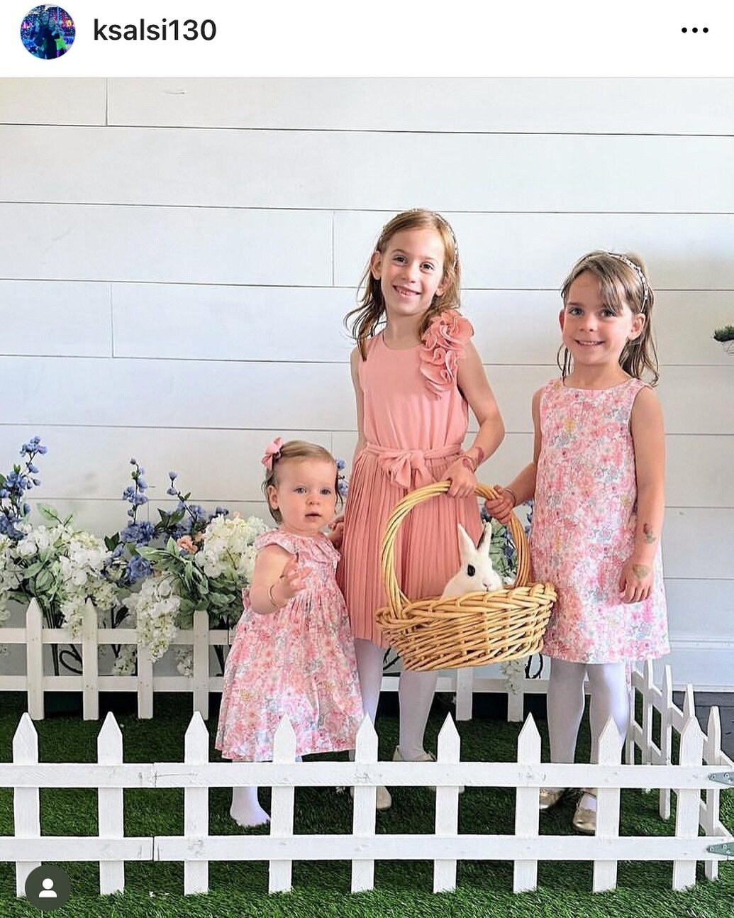 We love helping pull together the perfect outfits for photos! 3 beautiful girls for Easter 💕💕💕
.
.
#childrensshop #childrensshopatl #easterphotos #matchingkids #matchingoutfits #sisters #shopsmall #shoplocal