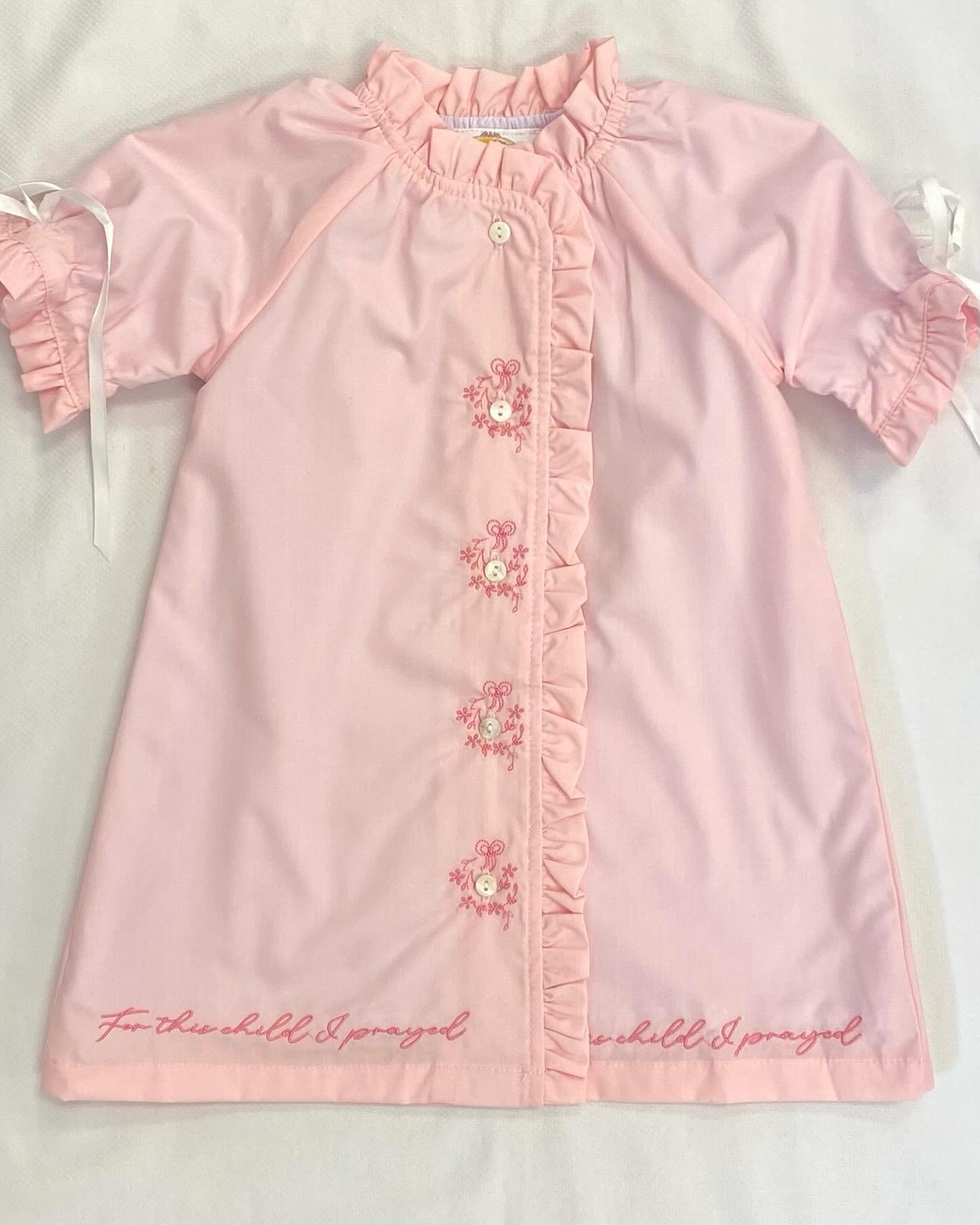 You are already loved baby girl&hellip;💕 
Beautiful gown for bringing baby girl home.
.
.
#childrensshop #childrensshopatl #daygowns #babygirl #layette #yellowlamb #shoplocal