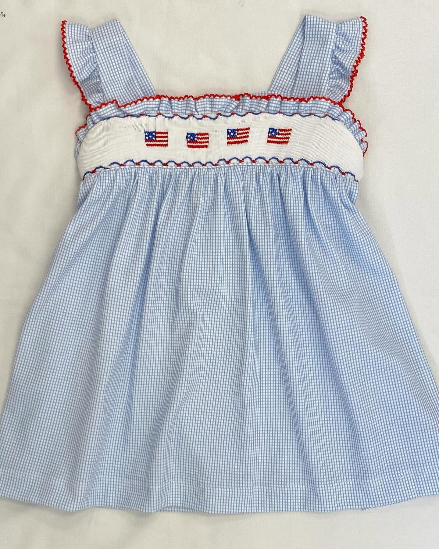 There&rsquo;s always room for flags in her wardrobe 🇺🇸🇺🇸
.
.
#childrensshop #childrensshopatl #smocking #flags #memorialday #july4th #toddlergirl #shoplocal