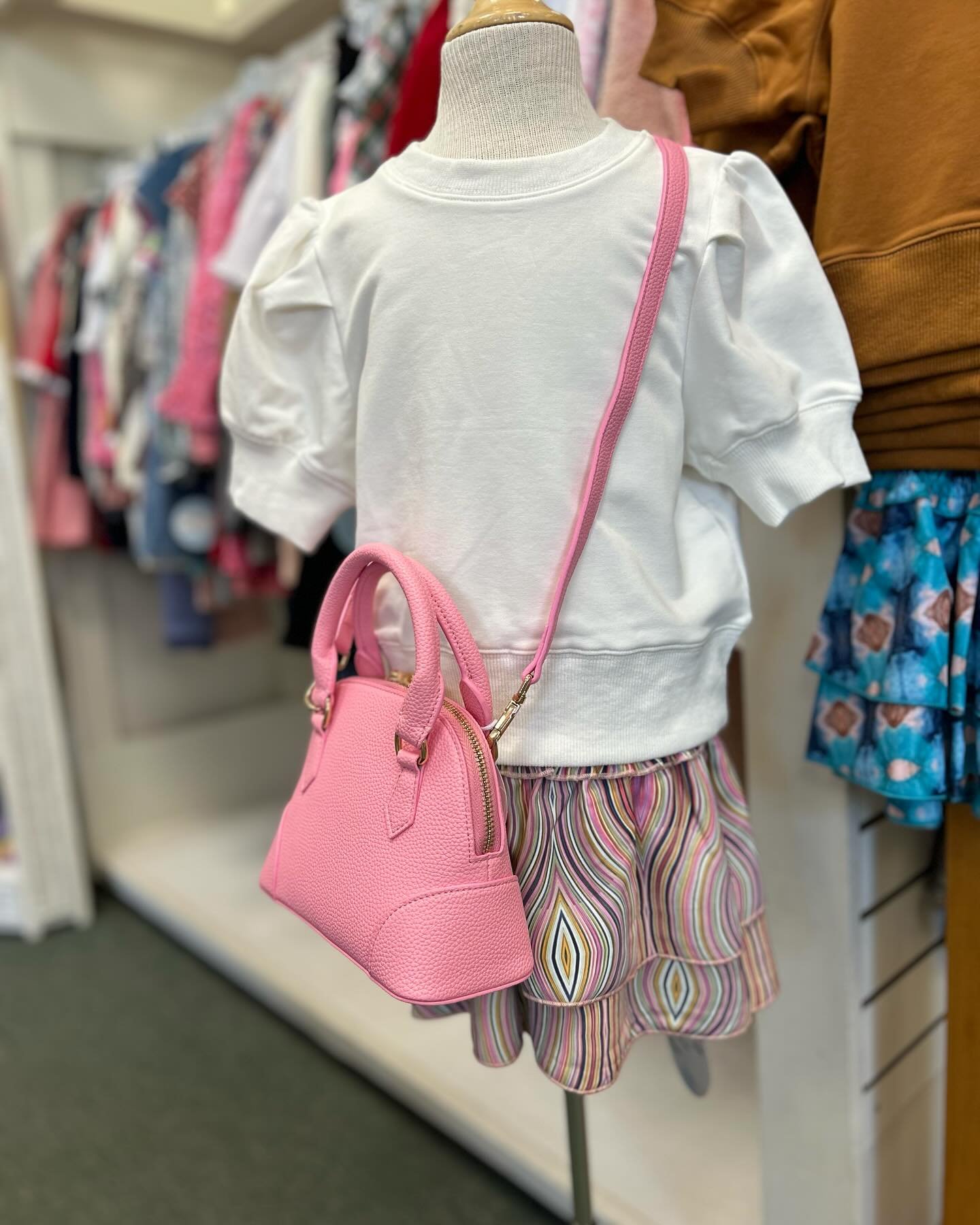 Pleat has arrived!
Great looking line for our older girls that like to &ldquo;mix &amp; match&rdquo; colors to create their own look. Beautiful colors!
.
.
#childrensshop #childrensshopatl #pleat #girlsskirts #girlsdresses #shopsmall #shoplocal