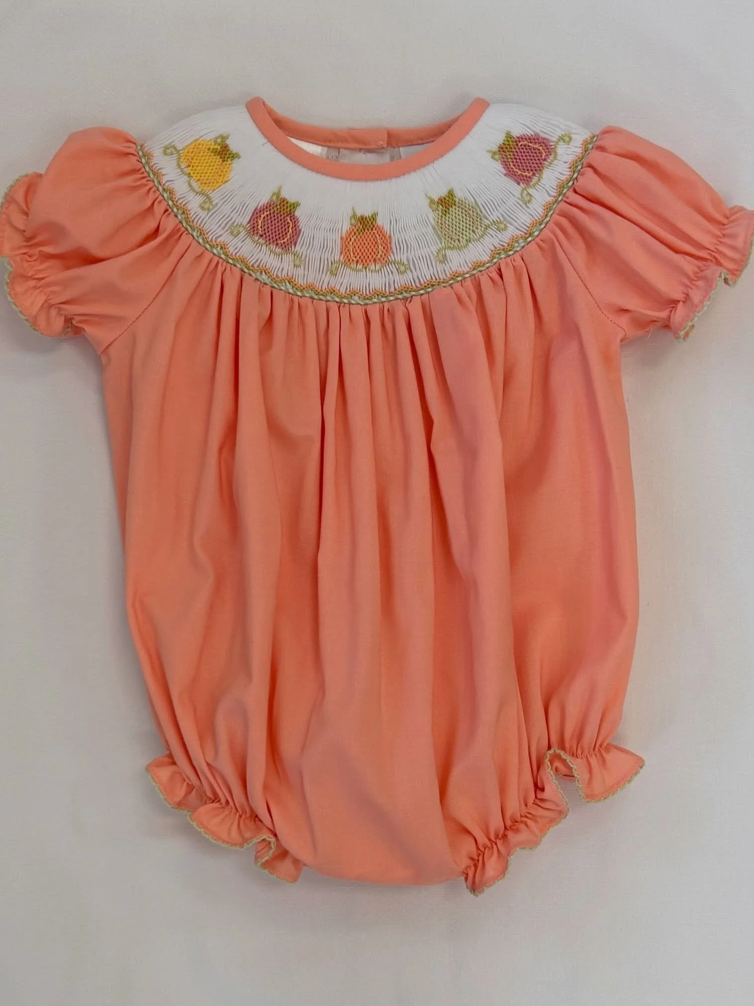 Longing for the days of cool temps in the pumpkin patch..
.
.
#childrensshop #childrensshopatl #pumpkinpatch #newfallarrivals #shopsmall