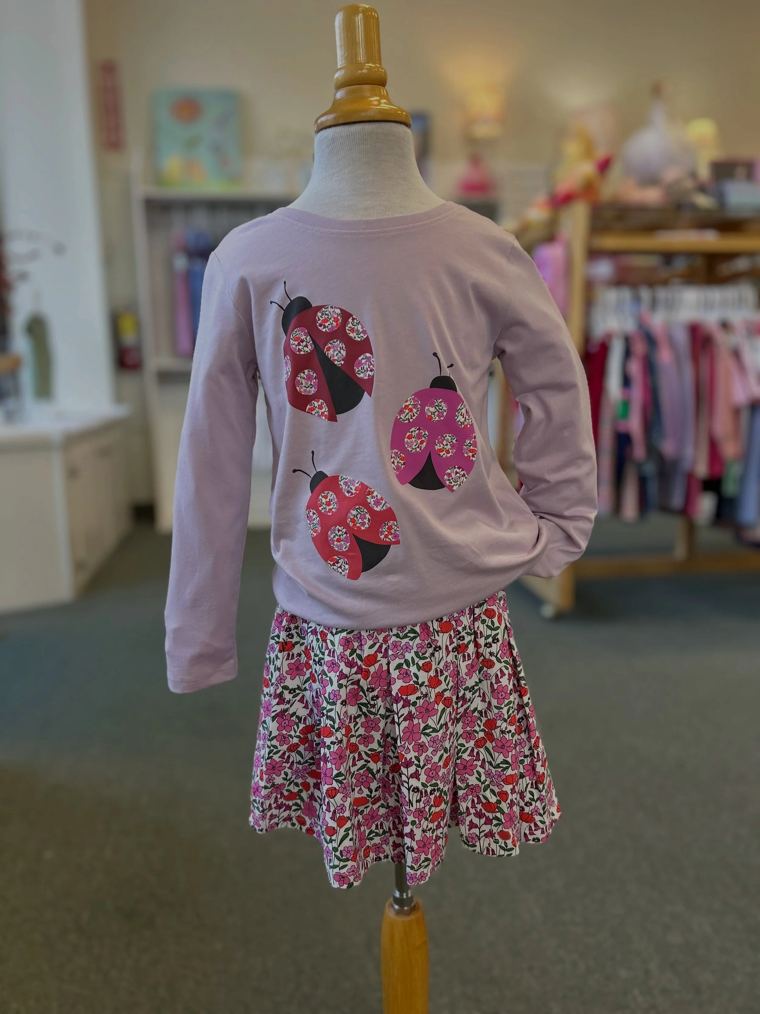 Love these bright colors for Fall from @teacollection 🩷 She will love it all!
.
.
#childrensshop #childrensshopatl #teacollection #shoplocal #shopsmall