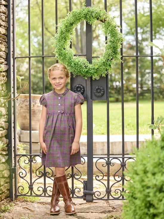 Beautiful new Fall Arrivals that are perfect for Fall family photos. 
.
.
#childrensshop #childrensshopatl #fallfamilyphotos #littleenglish #shoplocal