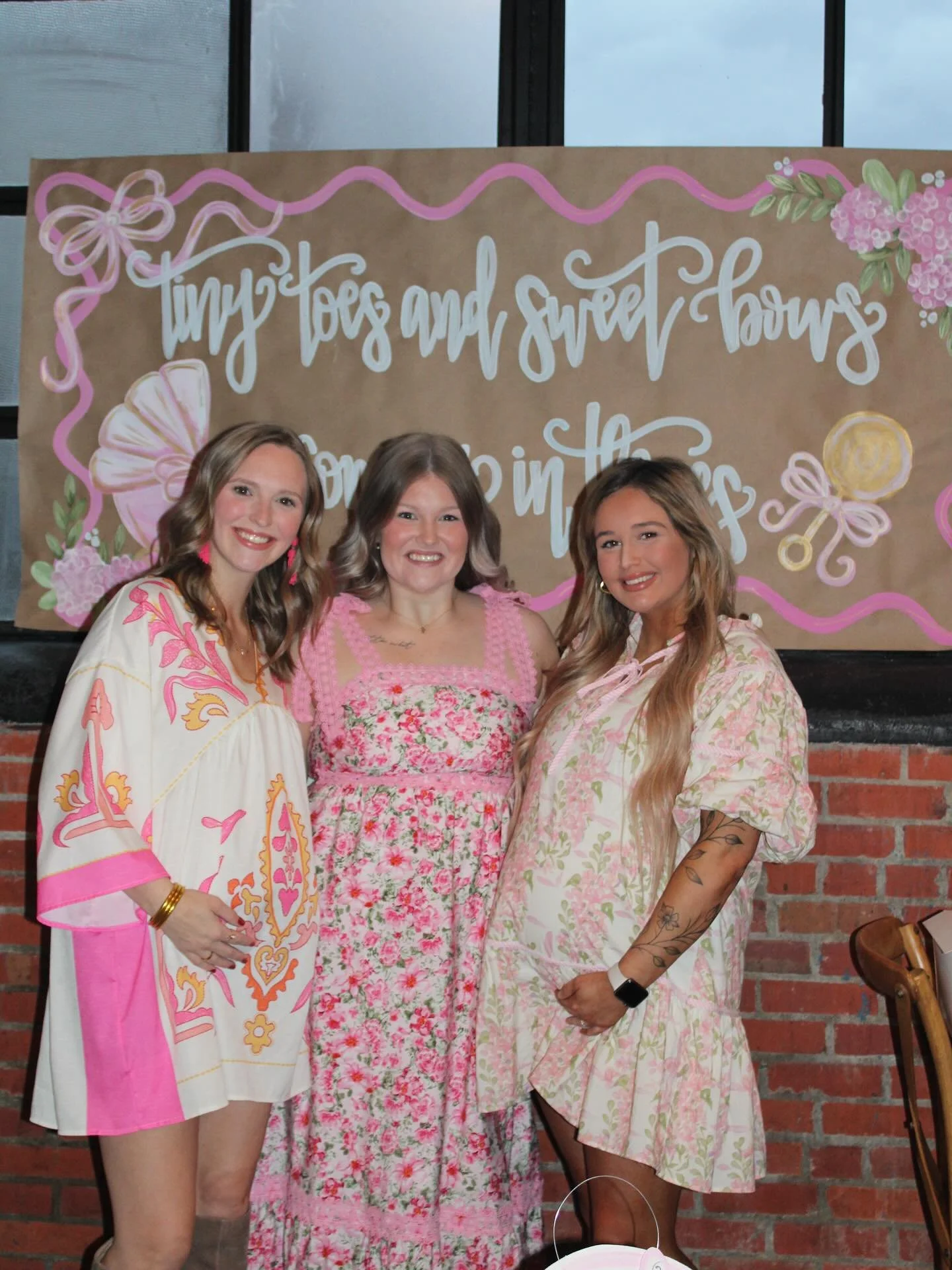 Tiny toes and sweet bows coming in threes! 💕 We&rsquo;re so thankful to celebrate all the precious baby girls on the way for our Webster Urgent Care family! 👶🎀
PSA: Don&rsquo;t drink the water!! Just kidding 😂 thank you to everyone that came to c