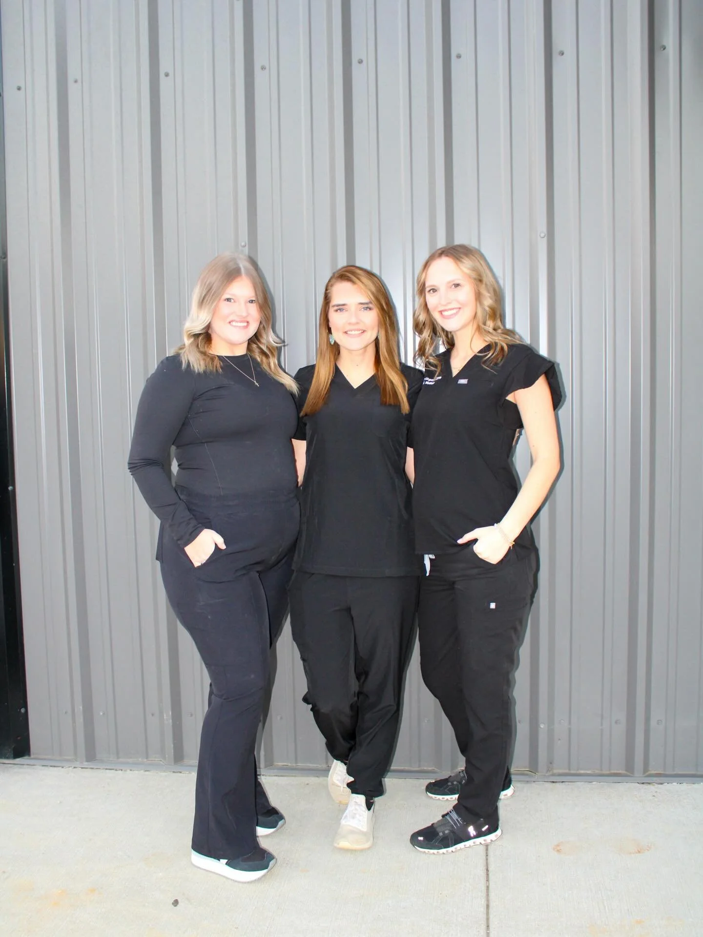 🎄🤧 The holidays are here&hellip; and so are the sniffles.
Whether it&rsquo;s a cough, fever, sore throat, or the flu, Webster Urgent Care is here to get you feeling better fast&mdash;no appointment needed! Open 7:30-6:30 Monday- Friday. 8-4 Saturda