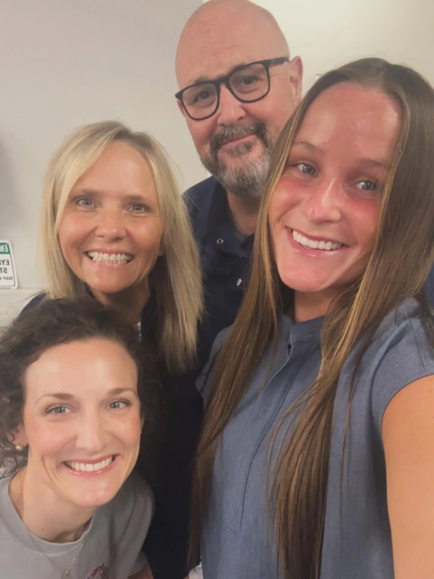 Mathiston crew come by and see Robert today🤍🤍❤️