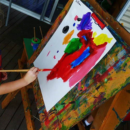 art-easel-painting.jpg