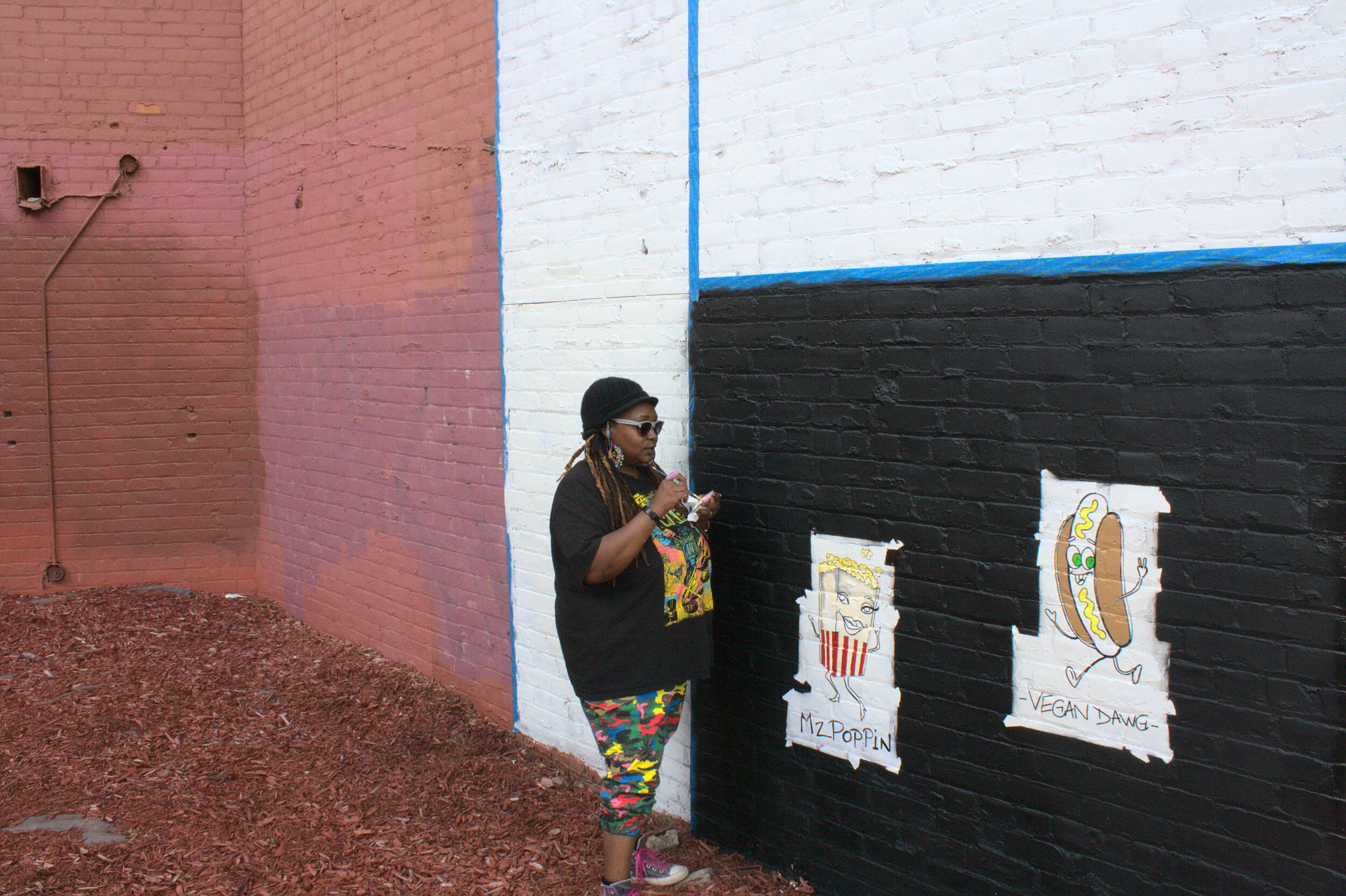 03 Blight Hernandez and Naye-Taye Visuals Paint The Senate Theater Movie Screen Mural