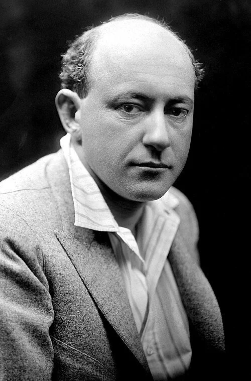 Cecil B. DeMille photographed by Albert Witzel ca 1920.JPG